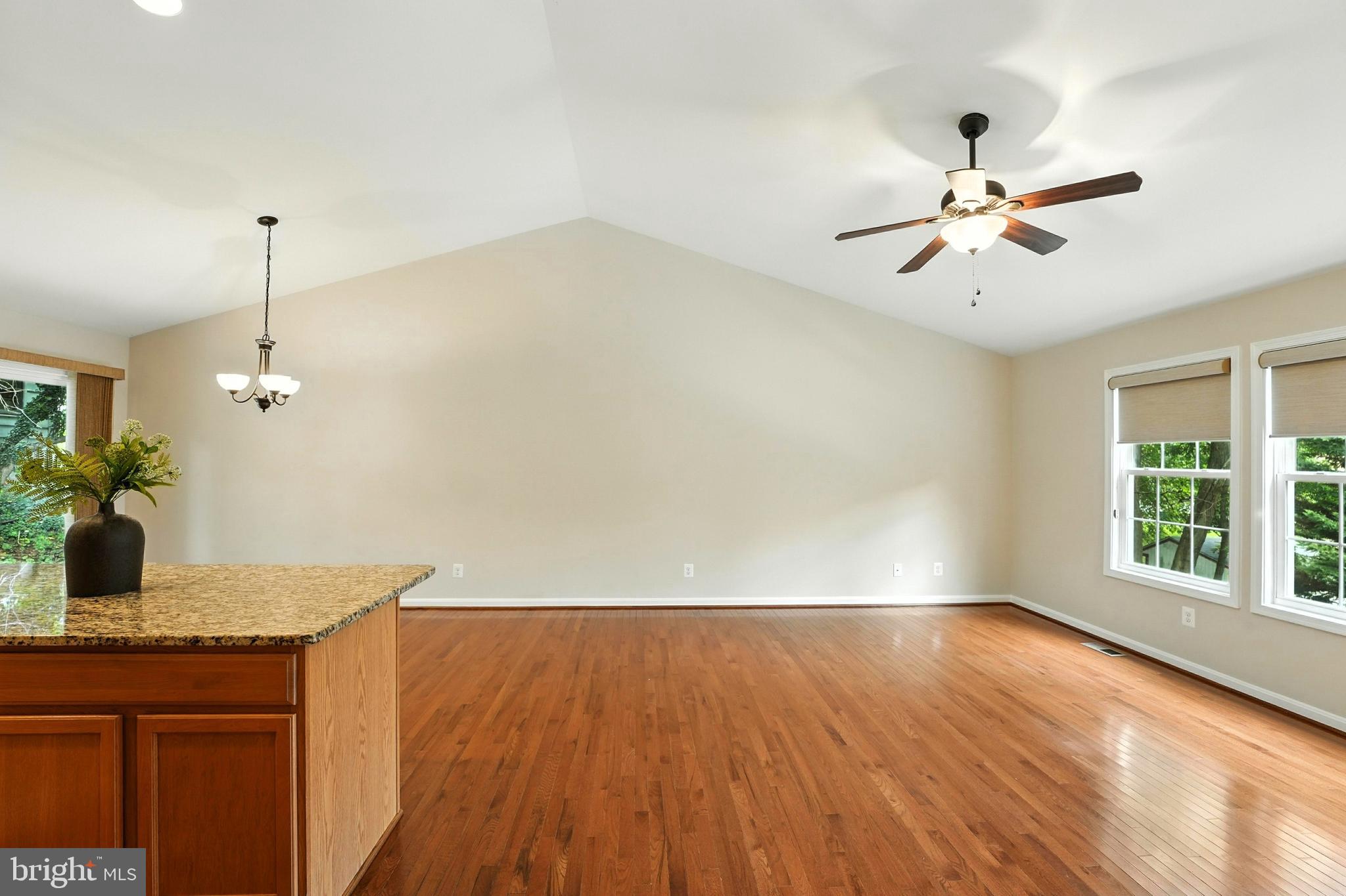 Warrenton, Virginia, 20186, United States, 3 Bedrooms Bedrooms, ,3 BathroomsBathrooms,Residential,For Sale,1930578