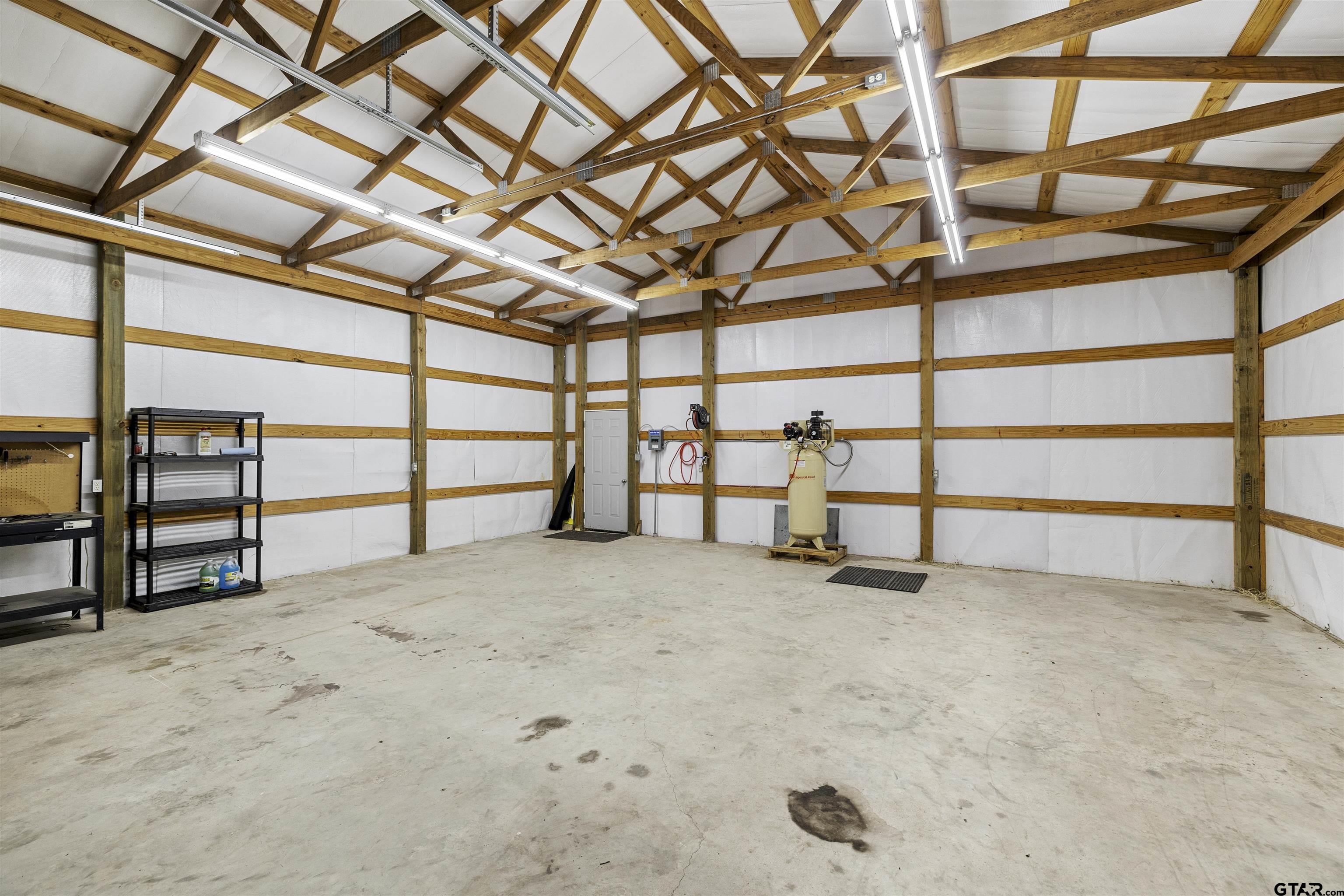 Tyler, Texas, 75704, United States, 3 Bedrooms Bedrooms, ,2 BathroomsBathrooms,Residential,For Sale,1941841