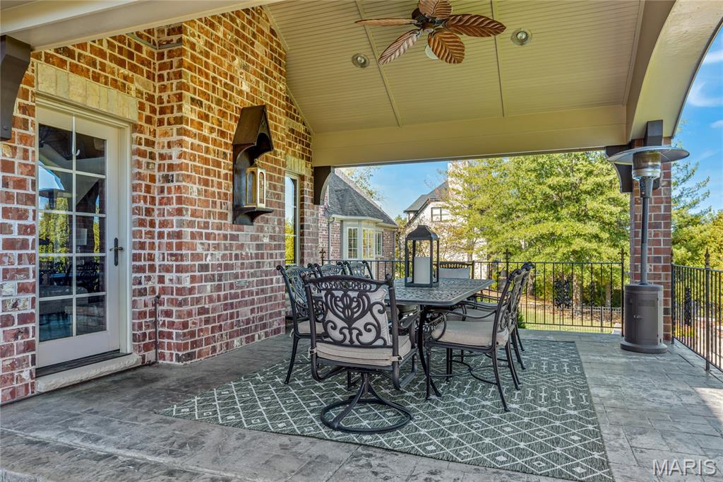 St Charles, Missouri, 63304, United States, 4 Bedrooms Bedrooms, ,6 BathroomsBathrooms,Residential,For Sale,1992889