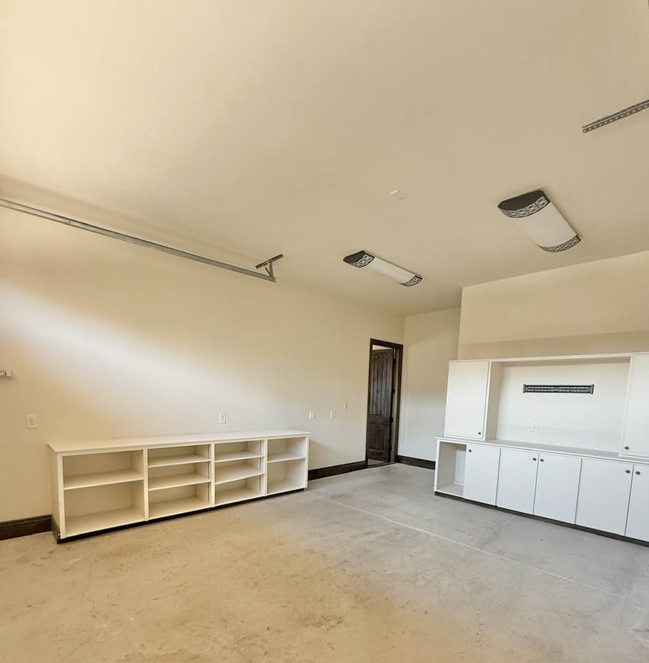 Carlsbad, New Mexico, 88220, United States, 4 Bedrooms Bedrooms, ,6 BathroomsBathrooms,Residential,For Sale,1974885