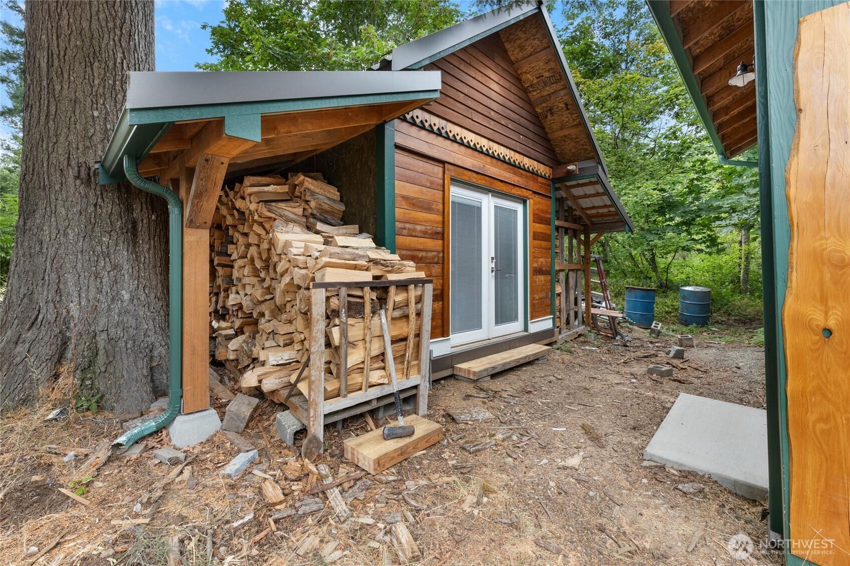RAVENSDALE, Washington, 98051, United States, 3 Bedrooms Bedrooms, ,2 BathroomsBathrooms,Residential,For Sale,1917329