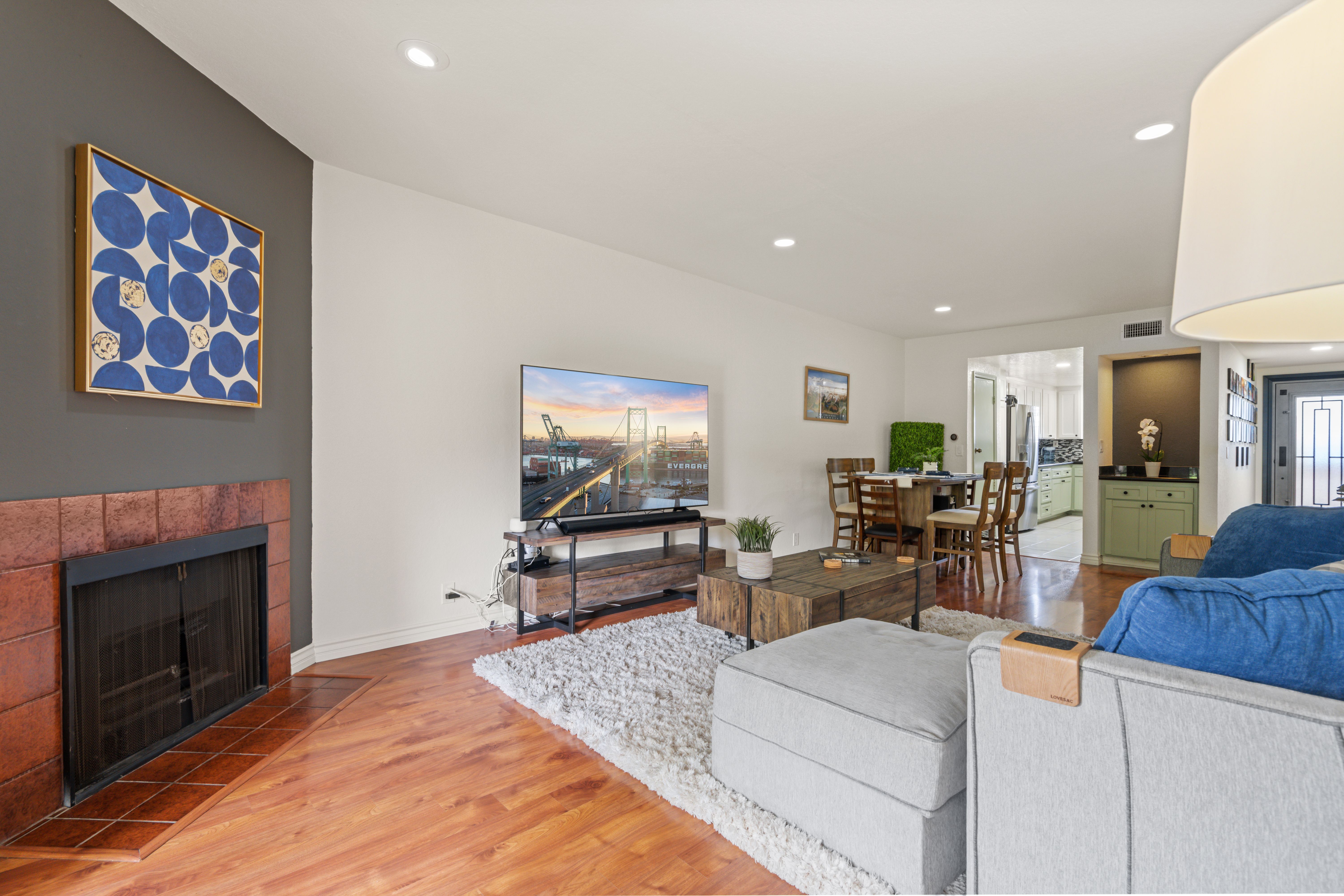  2001 E. 21st Street Unit 327, Signal Hill, CA 90755 - 物件實景