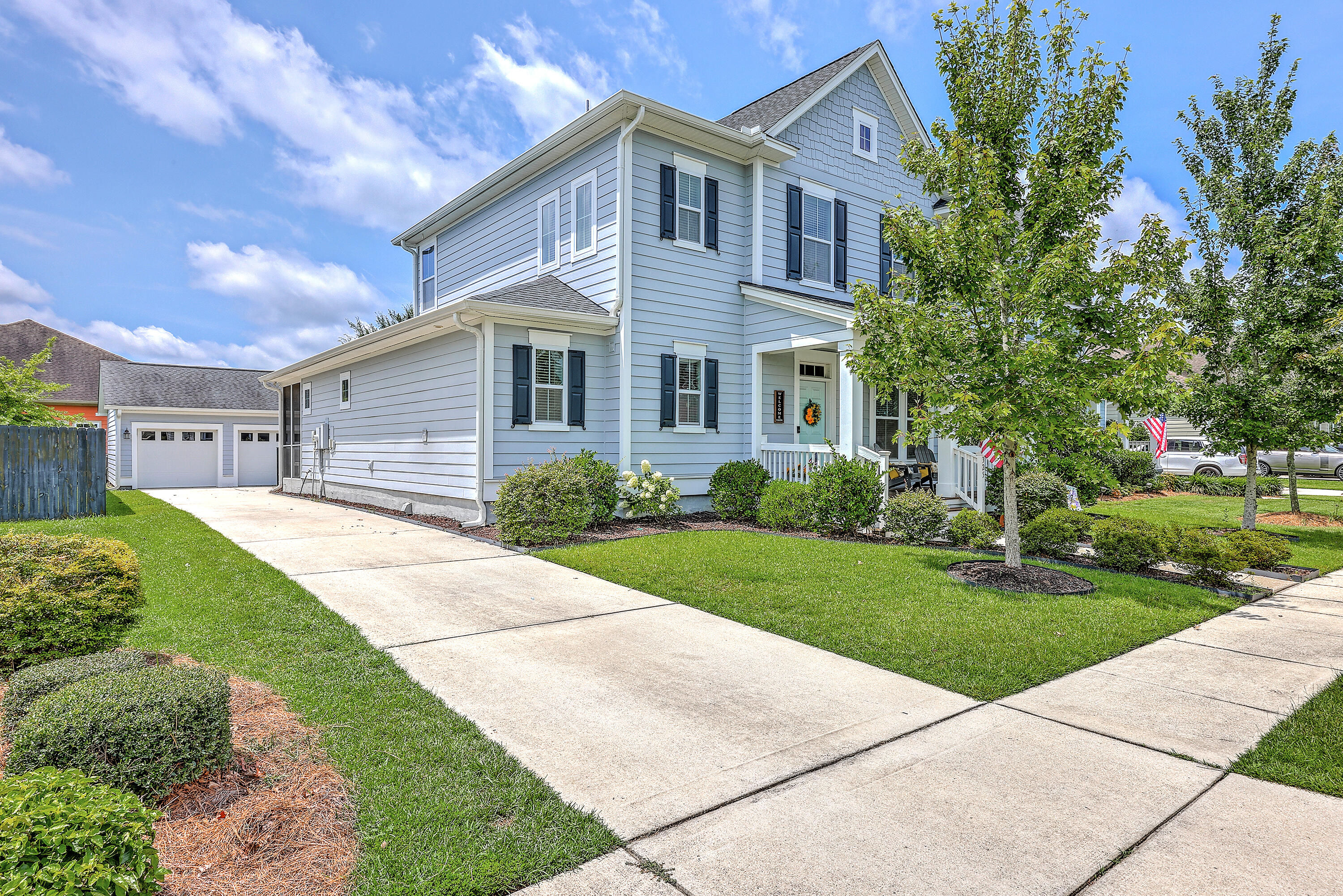 Summerville, South Carolina, 29486, United States, 3 Bedrooms Bedrooms, ,3 BathroomsBathrooms,Residential,For Sale,1889517