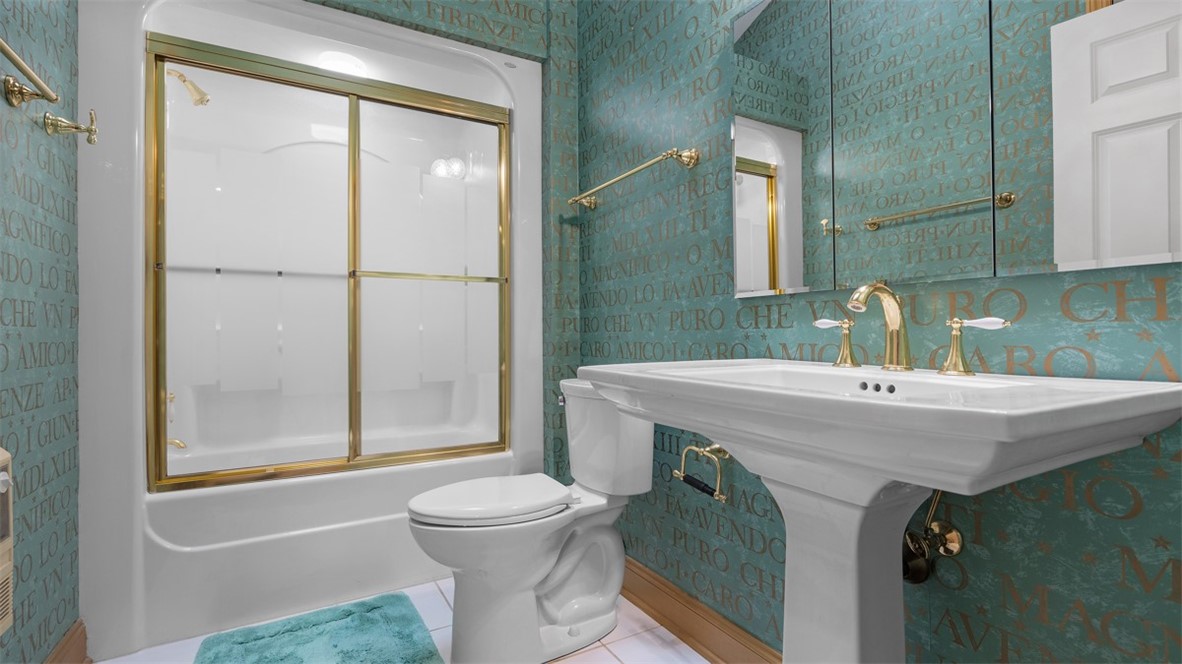 Export, Pennsylvania, 15632, United States, 4 Bedrooms Bedrooms, ,3 BathroomsBathrooms,Residential,For Sale,1927443