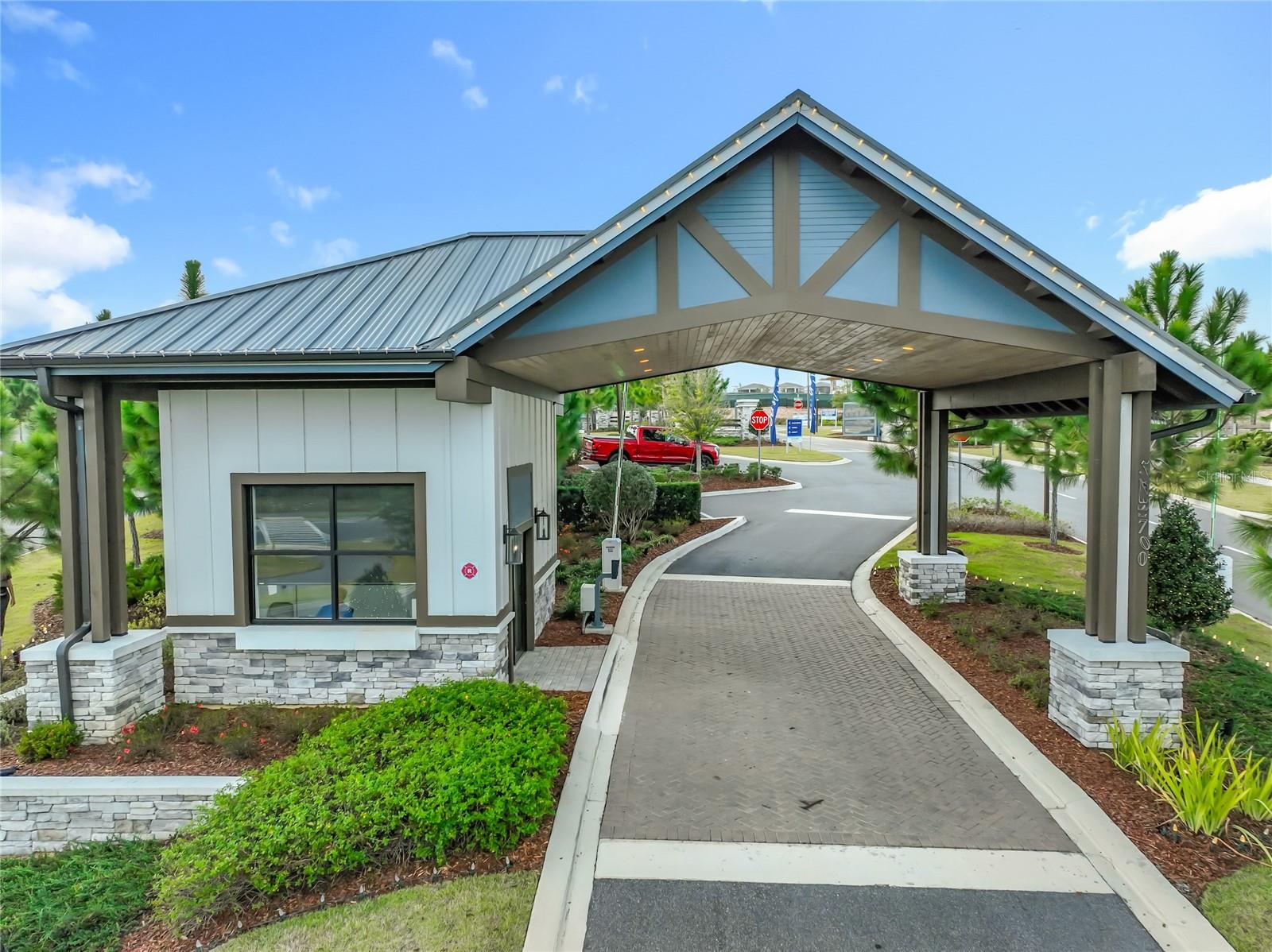 MINNEOLA, Florida, 34715, United States, 3 Bedrooms Bedrooms, ,2 BathroomsBathrooms,Residential,For Sale,2010433