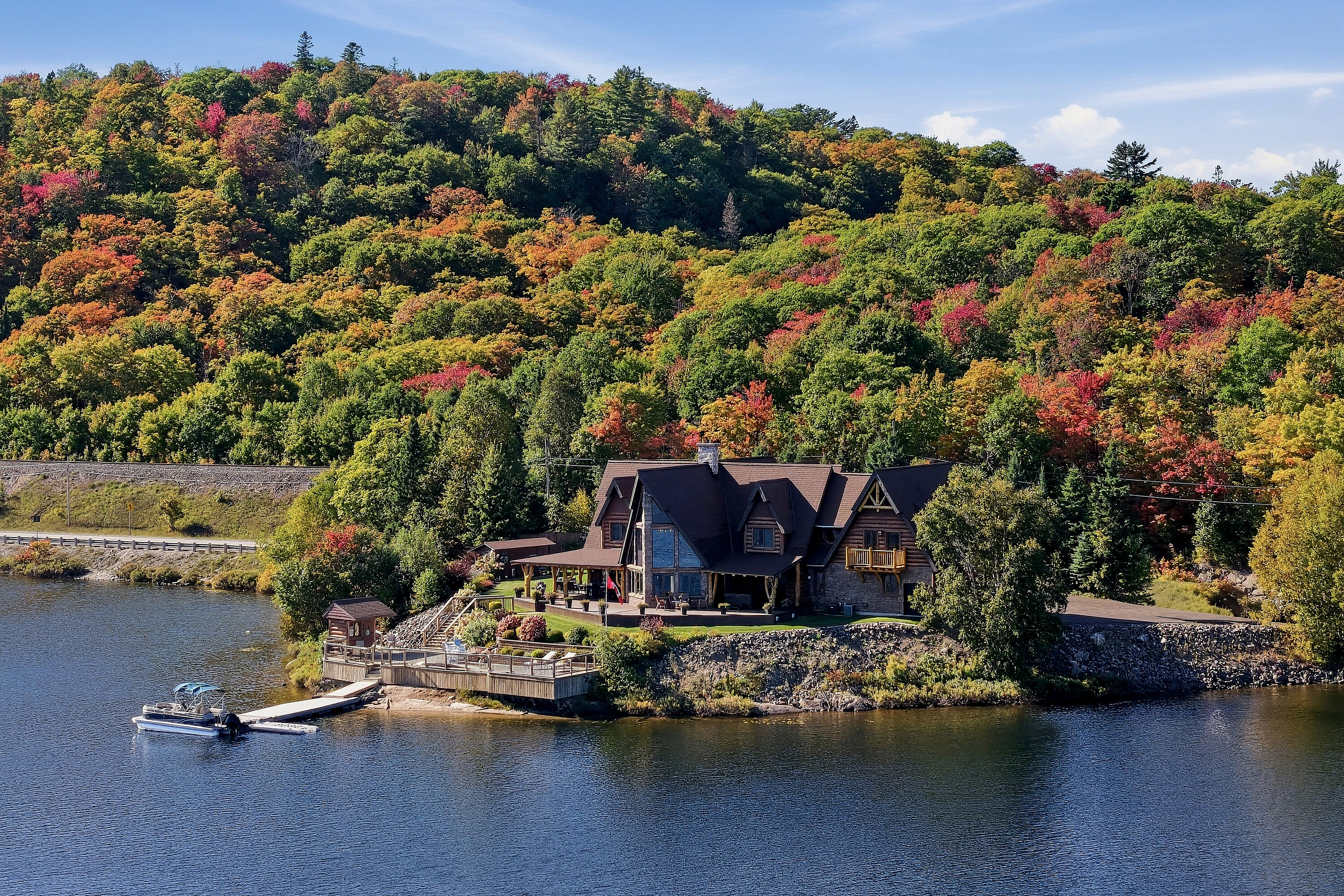  Lower Island Lake Estate - 物件實景