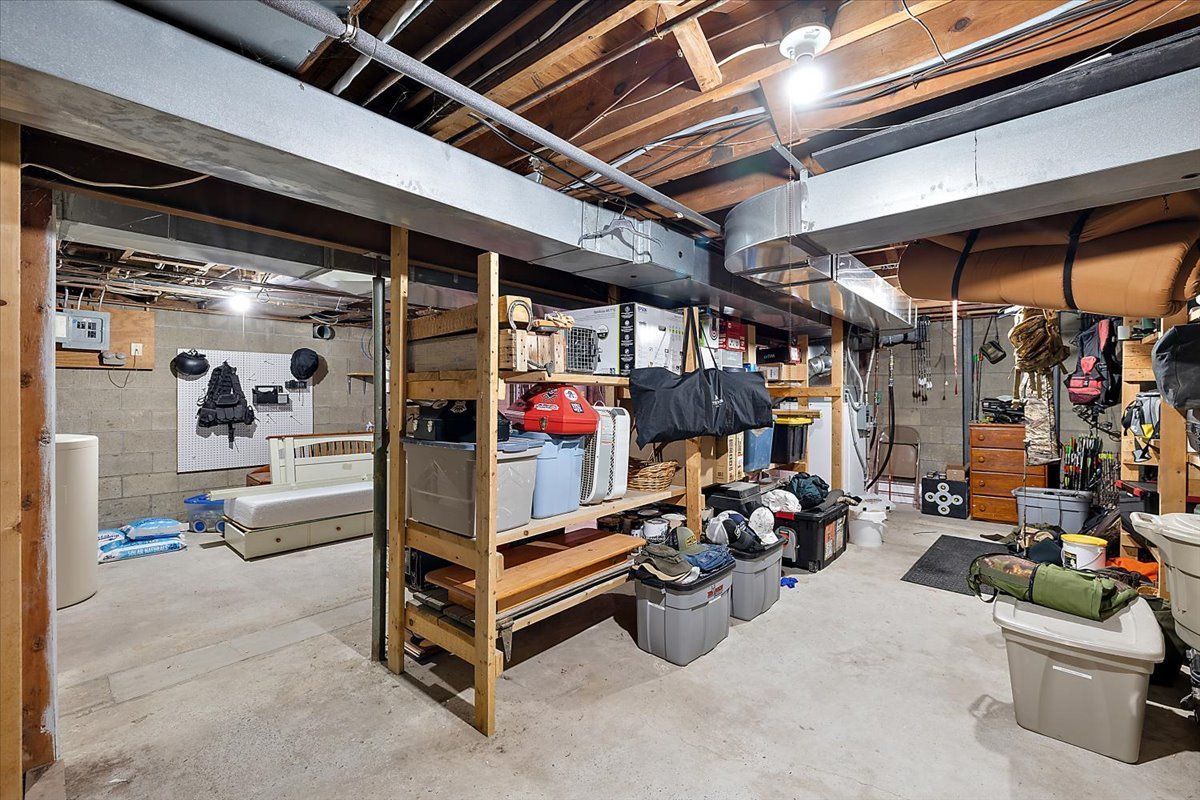 Metamora, Michigan, 48455, United States, 3 Bedrooms Bedrooms, ,2 BathroomsBathrooms,Residential,For Sale,1705008