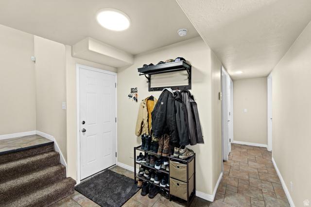 West Jordan, Utah, 84088, United States, 4 Bedrooms Bedrooms, ,3 BathroomsBathrooms,Residential,For Sale,2048230