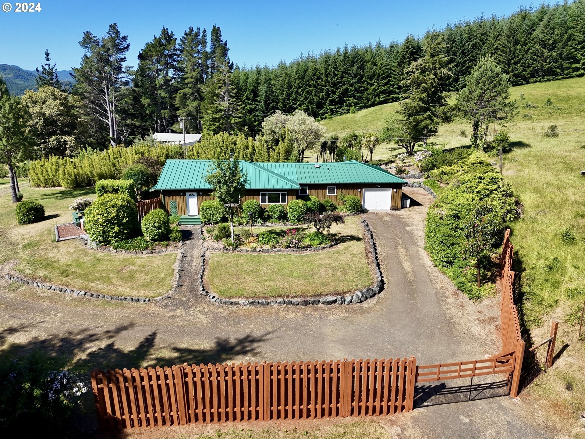 32940 Miller Ranch RD, Gold Beach, Oregon, 97444, United States, 11 Bedrooms Bedrooms, ,10 BathroomsBathrooms,Residential,For Sale,32940 Miller Ranch RD,1460657