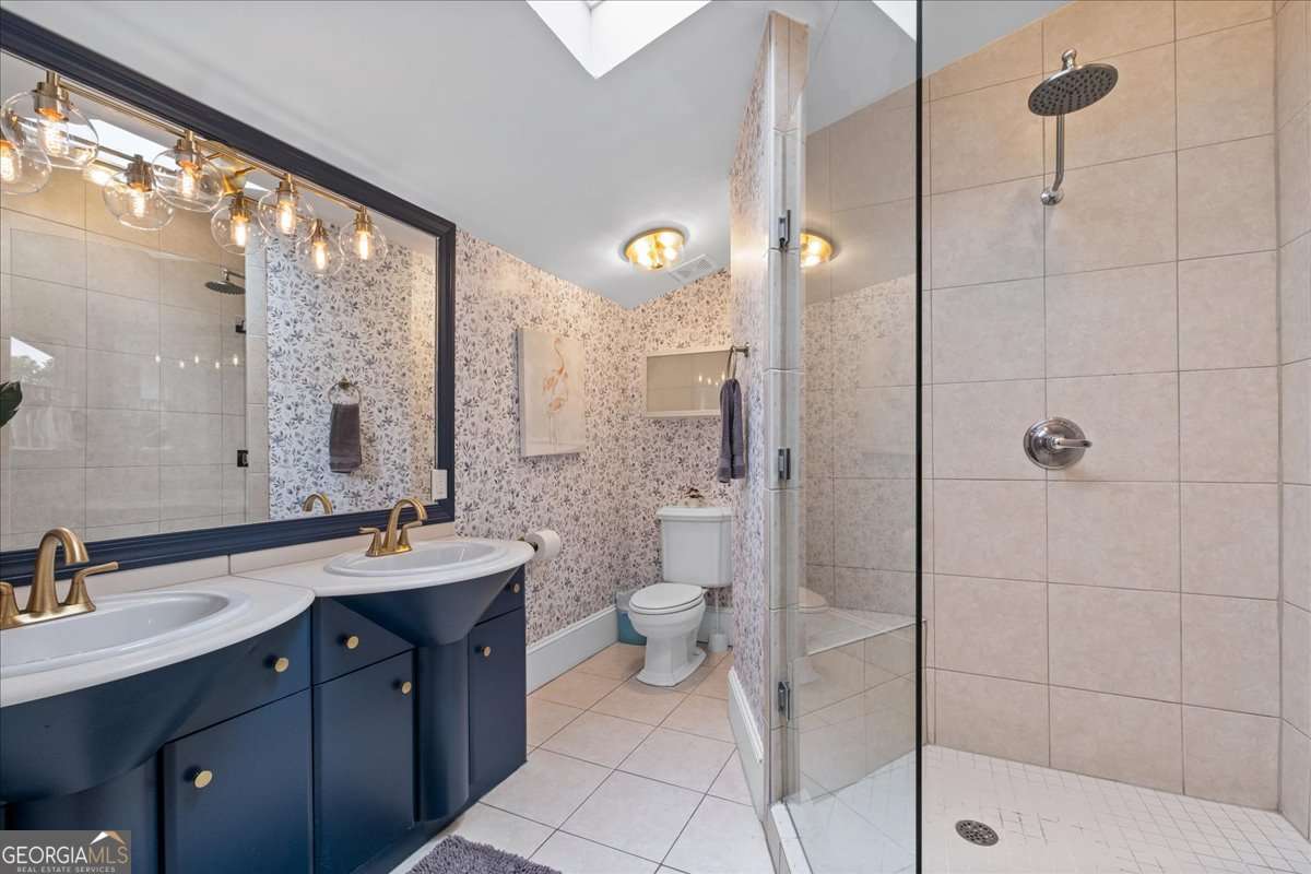 Atlanta, Georgia, 30308, United States, 5 Bedrooms Bedrooms, ,5 BathroomsBathrooms,Residential,For Sale,1988195