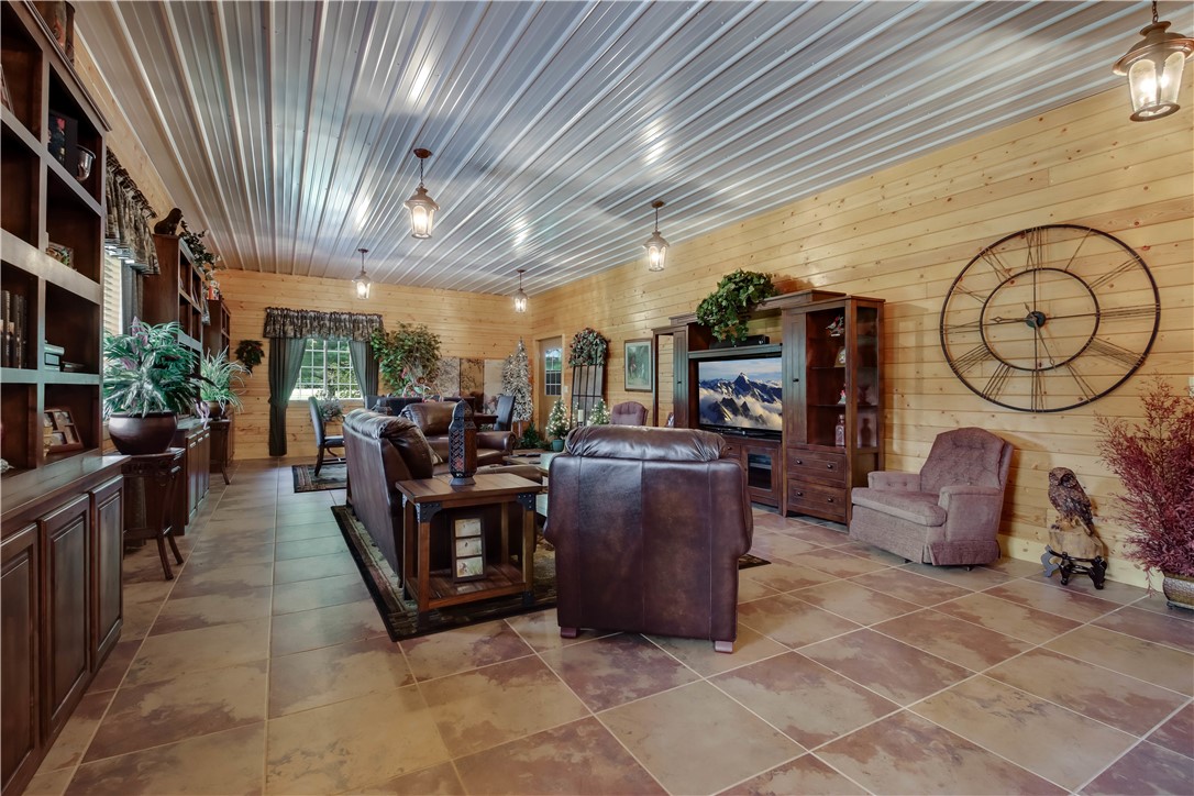 Cadott, Wisconsin, 54727, United States, 1 Bedroom Bedrooms, ,2 BathroomsBathrooms,Residential,For Sale,1938756