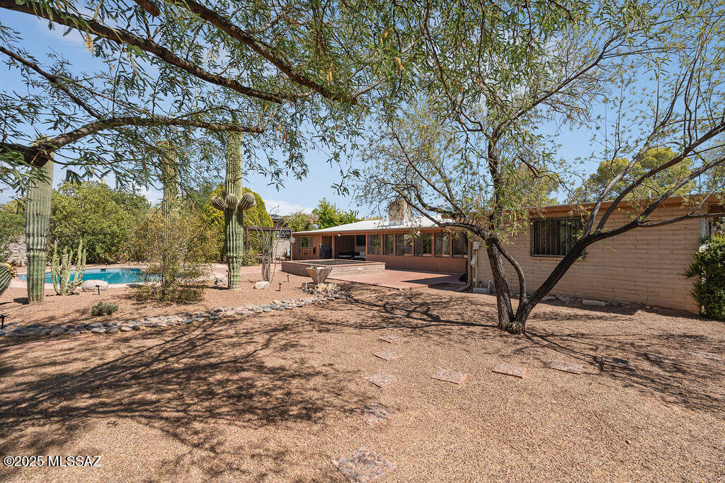 Tucson, Arizona, 85750, United States, 4 Bedrooms Bedrooms, ,3 BathroomsBathrooms,Residential,For Sale,1818132