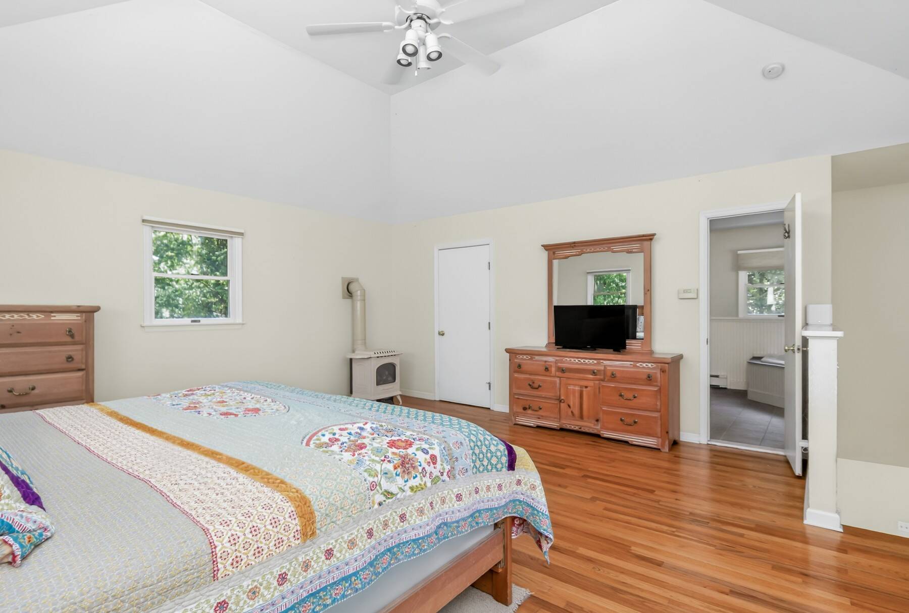  Bay View Oaks Cottage with Accessory Dwelling - 物件實景