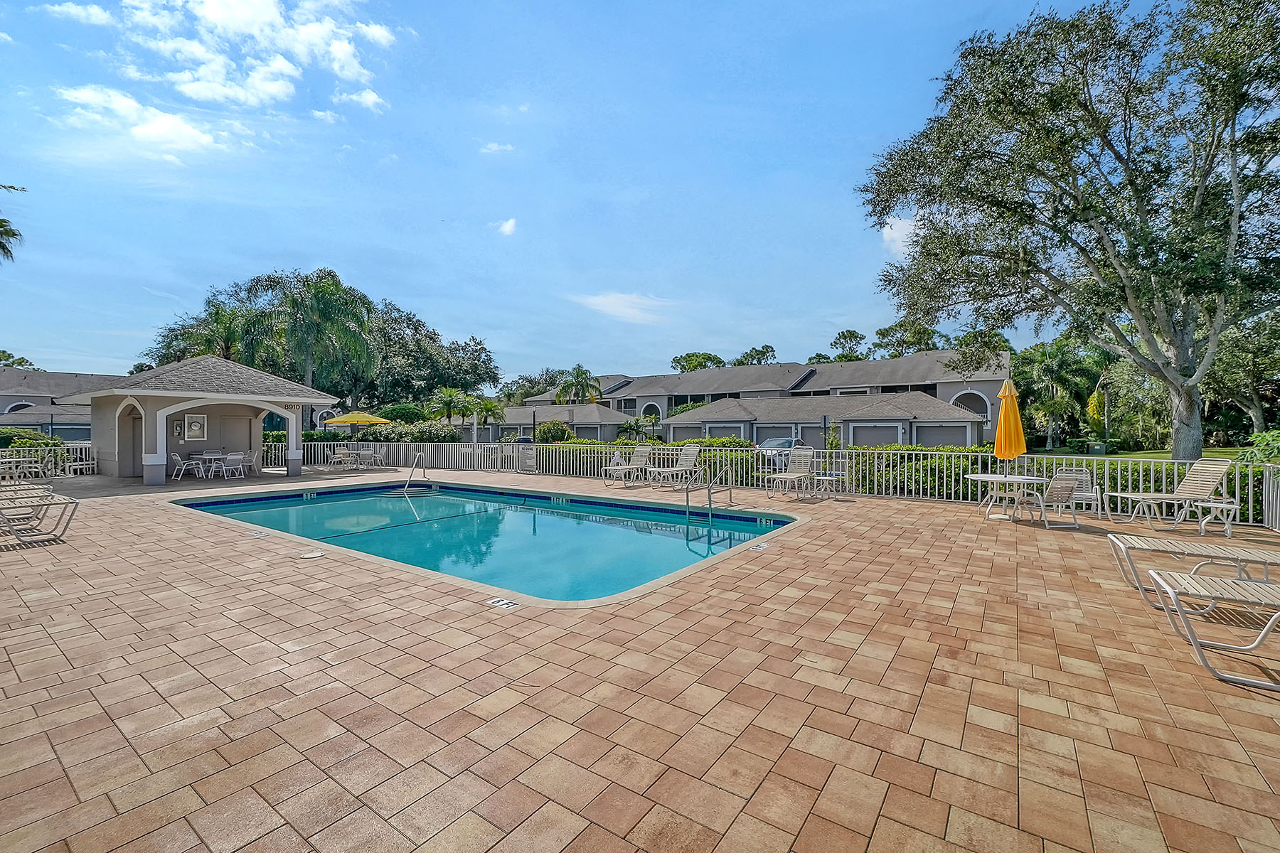  STONEYBROOK VERANDAS 2 - 物件實景