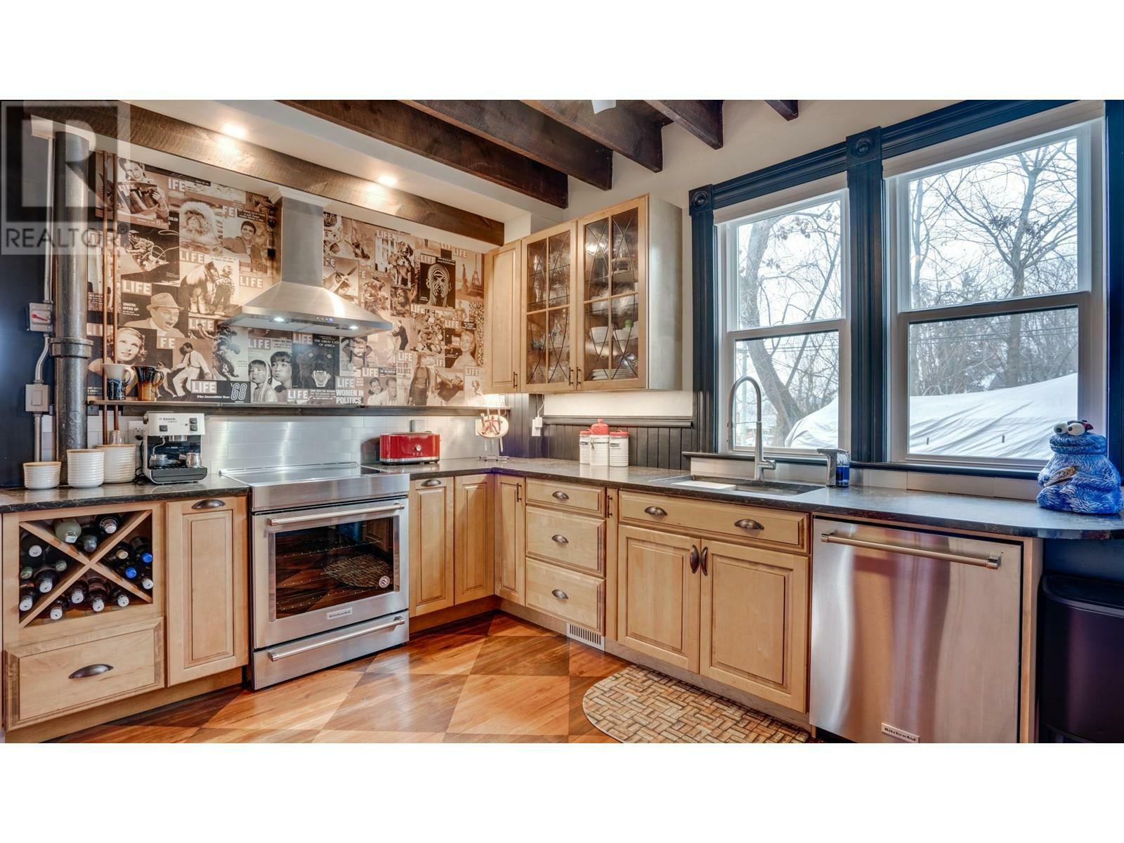 VERNON, British Columbia, V1T 4L3, CA, 3 Bedrooms Bedrooms, ,3 BathroomsBathrooms,Residential,For Sale,1839125