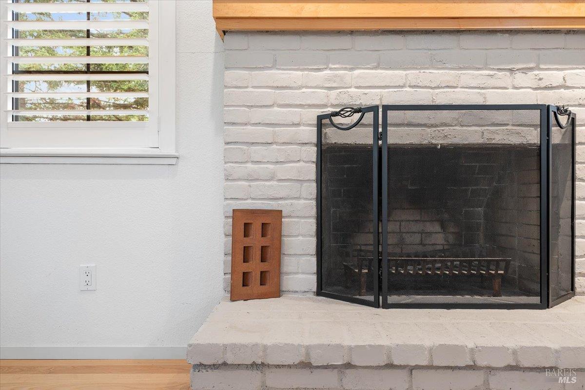 Santa Rosa, California, 95409, United States, 3 Bedrooms Bedrooms, ,2 BathroomsBathrooms,Residential,For Sale,2006372