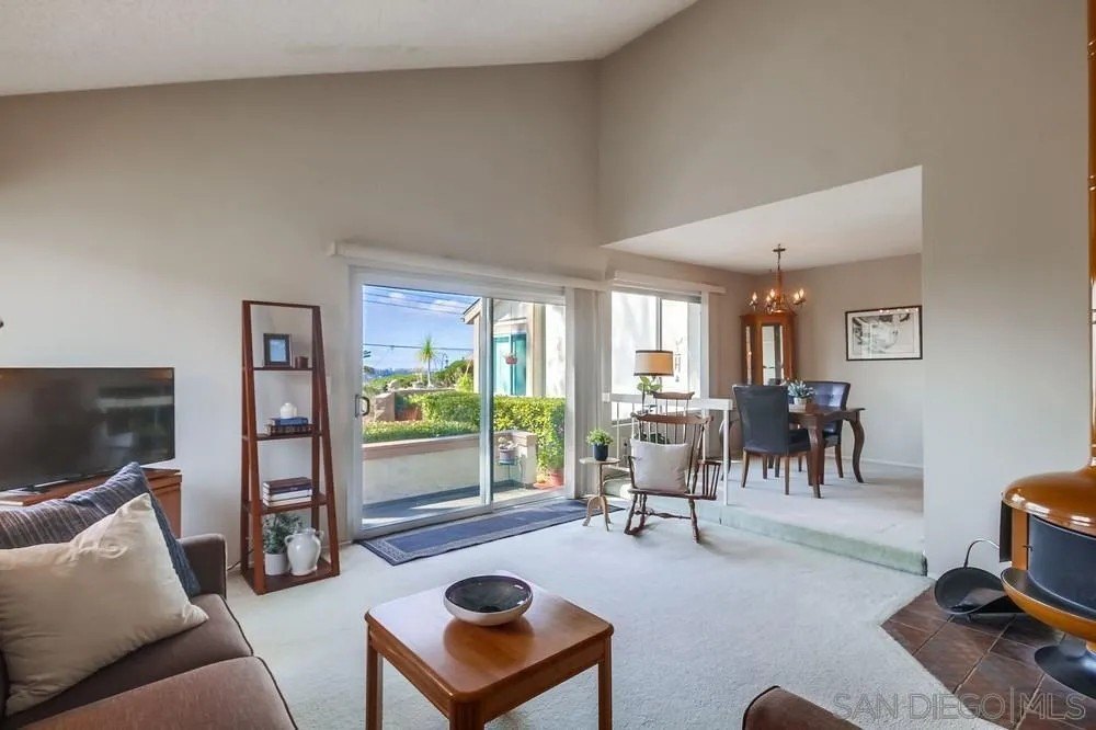 La Mesa, California, 91942, United States, 2 Bedrooms Bedrooms, ,1 BathroomBathrooms,Residential,For Sale,1973121