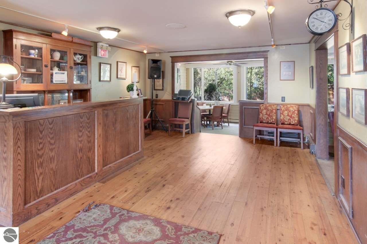 Maple City, Michigan, 49664, United States, 9 Bedrooms Bedrooms, ,2 BathroomsBathrooms,Residential,For Sale,1796888