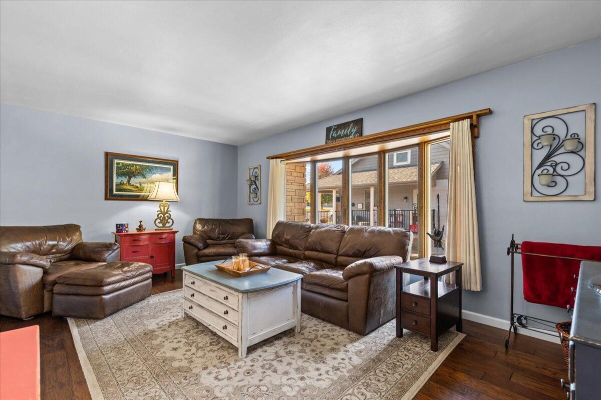 West Bend, Wisconsin, 53090, United States, 4 Bedrooms Bedrooms, ,3 BathroomsBathrooms,Residential,For Sale,1960551