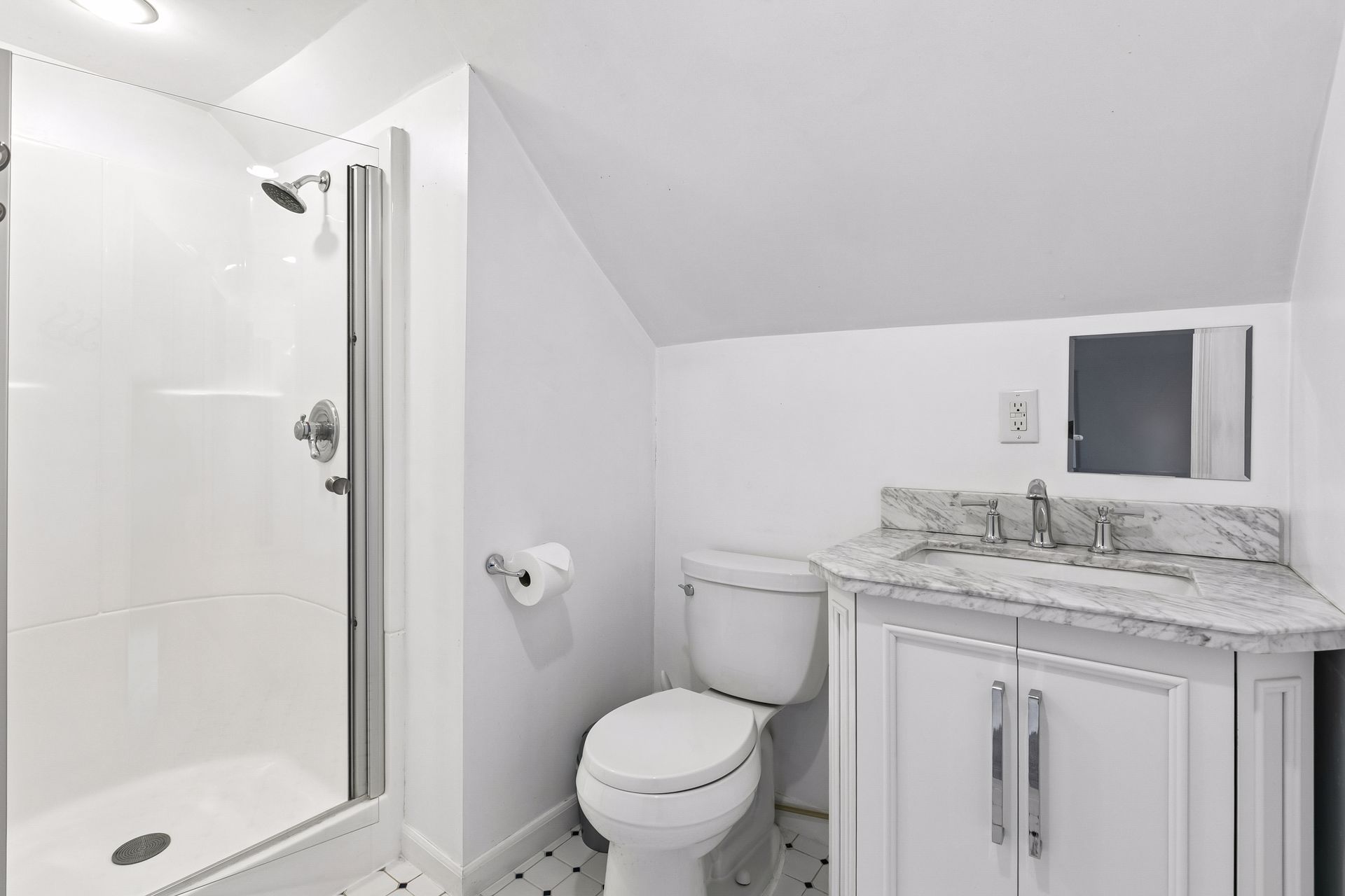  Renovated Tudor in the Heart of Linden Hills - 物件實景