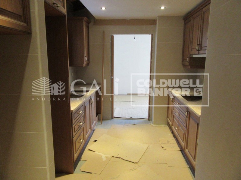 Canillo, Andorra, AD, 4 Bedrooms Bedrooms, ,2 BathroomsBathrooms,Residential,For Sale,1628029