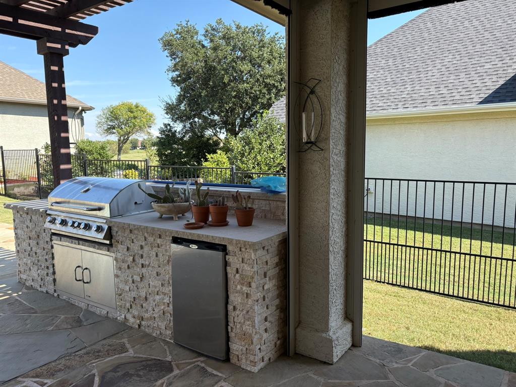 Denton, Texas, 76207, United States, 2 Bedrooms Bedrooms, ,3 BathroomsBathrooms,Residential,For Sale,1981662