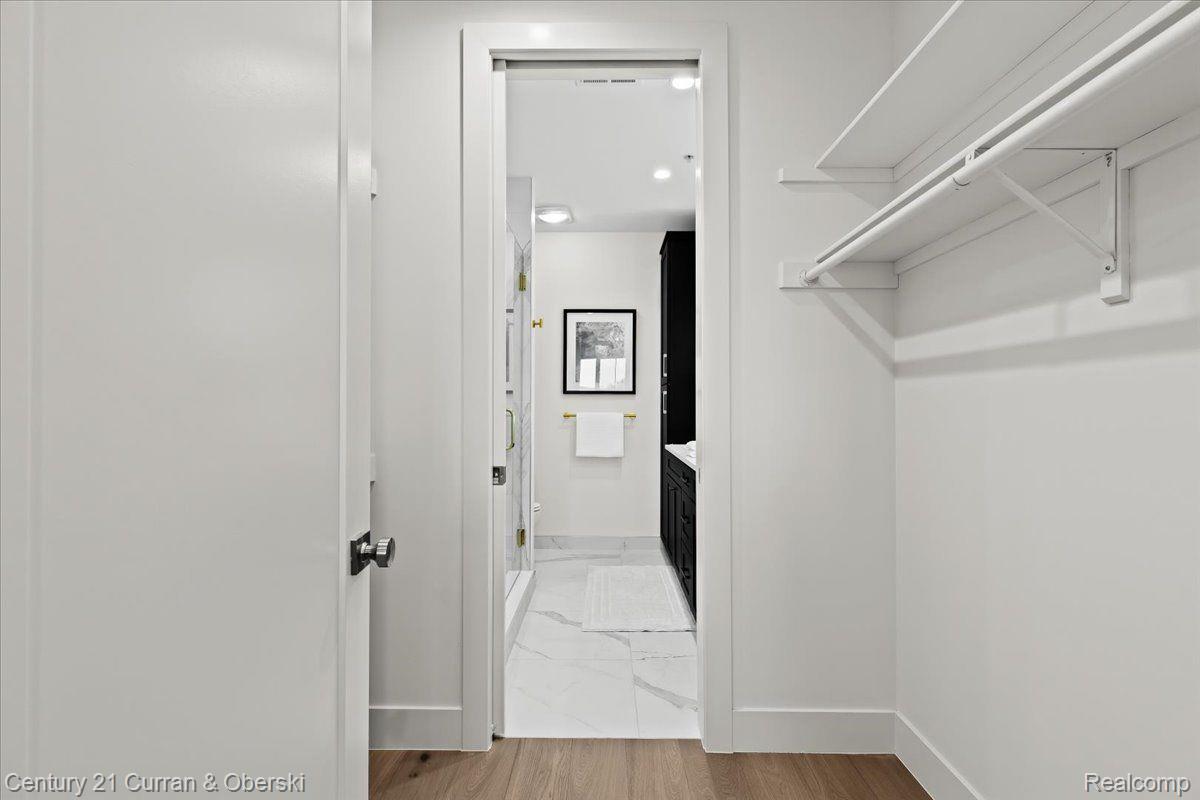 Northville, Michigan, 48167, United States, 1 Bedroom Bedrooms, ,2 BathroomsBathrooms,Residential,For Sale,1841558