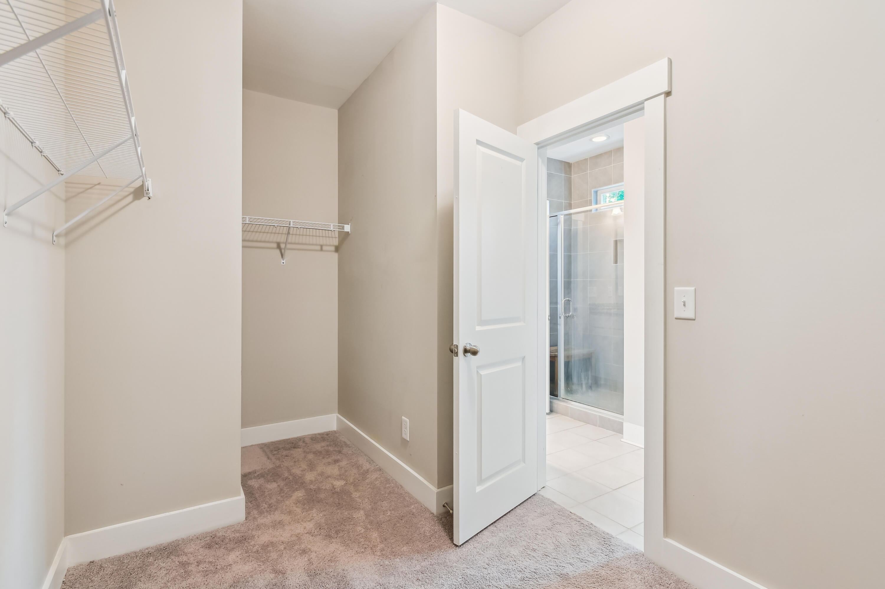 Summerville, South Carolina, 29483, United States, 4 Bedrooms Bedrooms, ,4 BathroomsBathrooms,Residential,For Sale,1897286