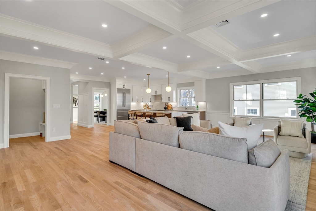 Lexington, Massachusetts, 02421, United States, 6 Bedrooms Bedrooms, ,6 BathroomsBathrooms,Residential,For Sale,1995649