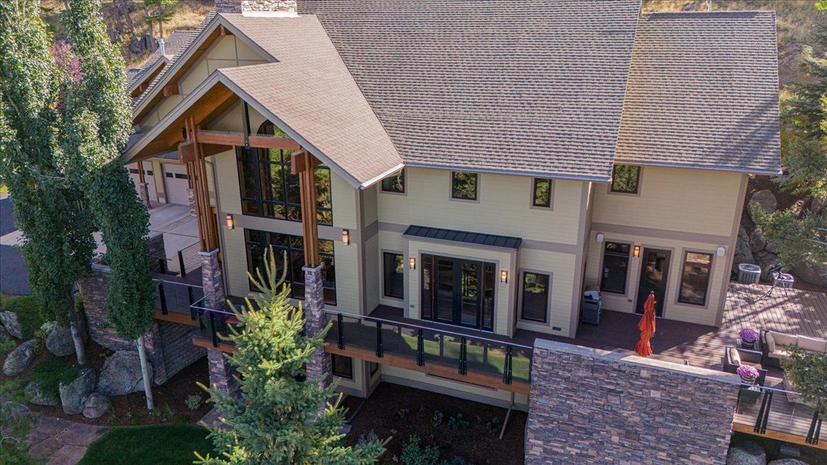 Clancy, Montana, 59634, United States, 6 Bedrooms Bedrooms, ,5 BathroomsBathrooms,Residential,For Sale,1873825