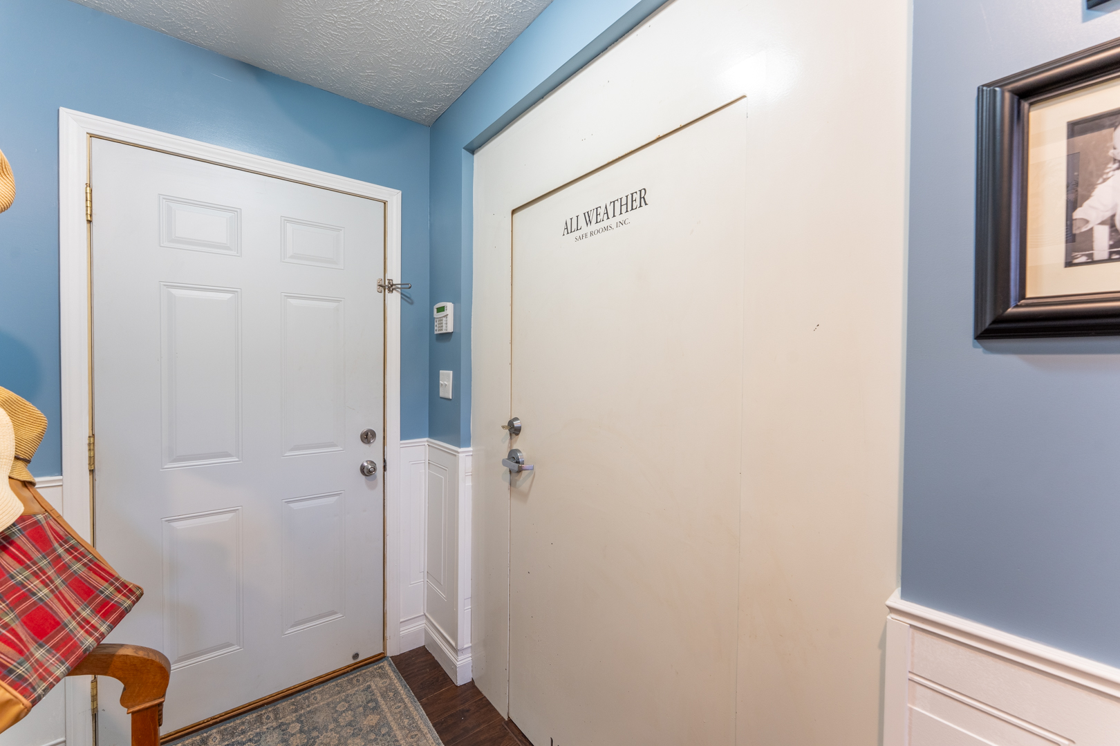 W Frankfort, Illinois, 62896, United States, 5 Bedrooms Bedrooms, ,4 BathroomsBathrooms,Residential,For Sale,1929151