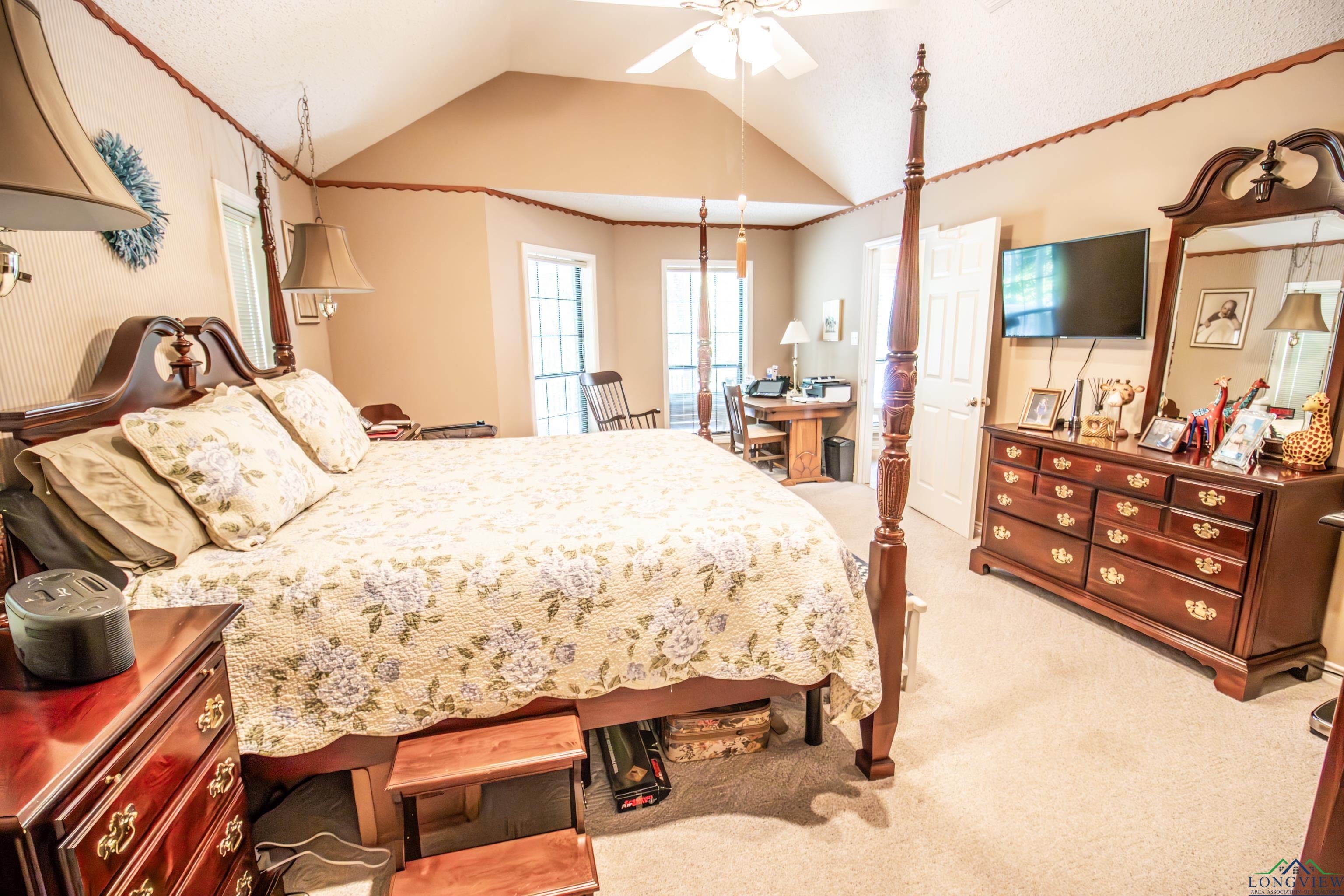 Karnack, Texas, 75661, United States, 4 Bedrooms Bedrooms, ,2 BathroomsBathrooms,Residential,For Sale,1979700