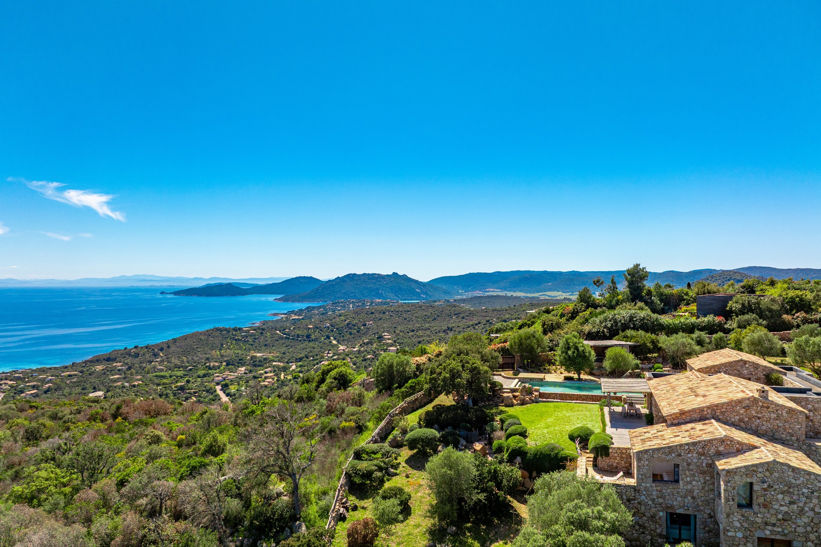  FOR SALE: CHARACTER PROPERTY – SEA VIEW – PALOMBAGGIA, PORTO-VECCHIO – CORSICA - 物件實景