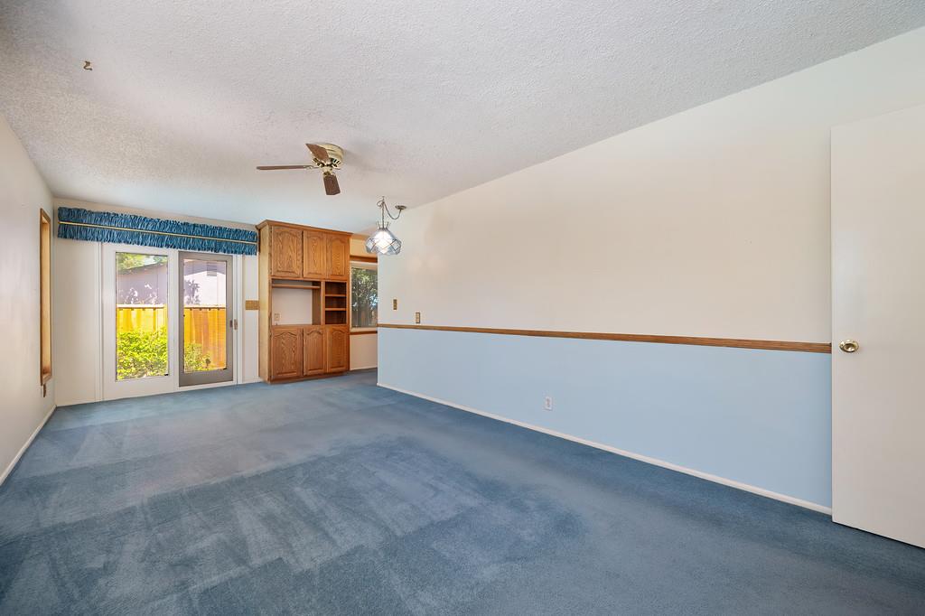 Roseville, California, 95678, United States, 3 Bedrooms Bedrooms, ,2 BathroomsBathrooms,Residential,For Sale,1940546