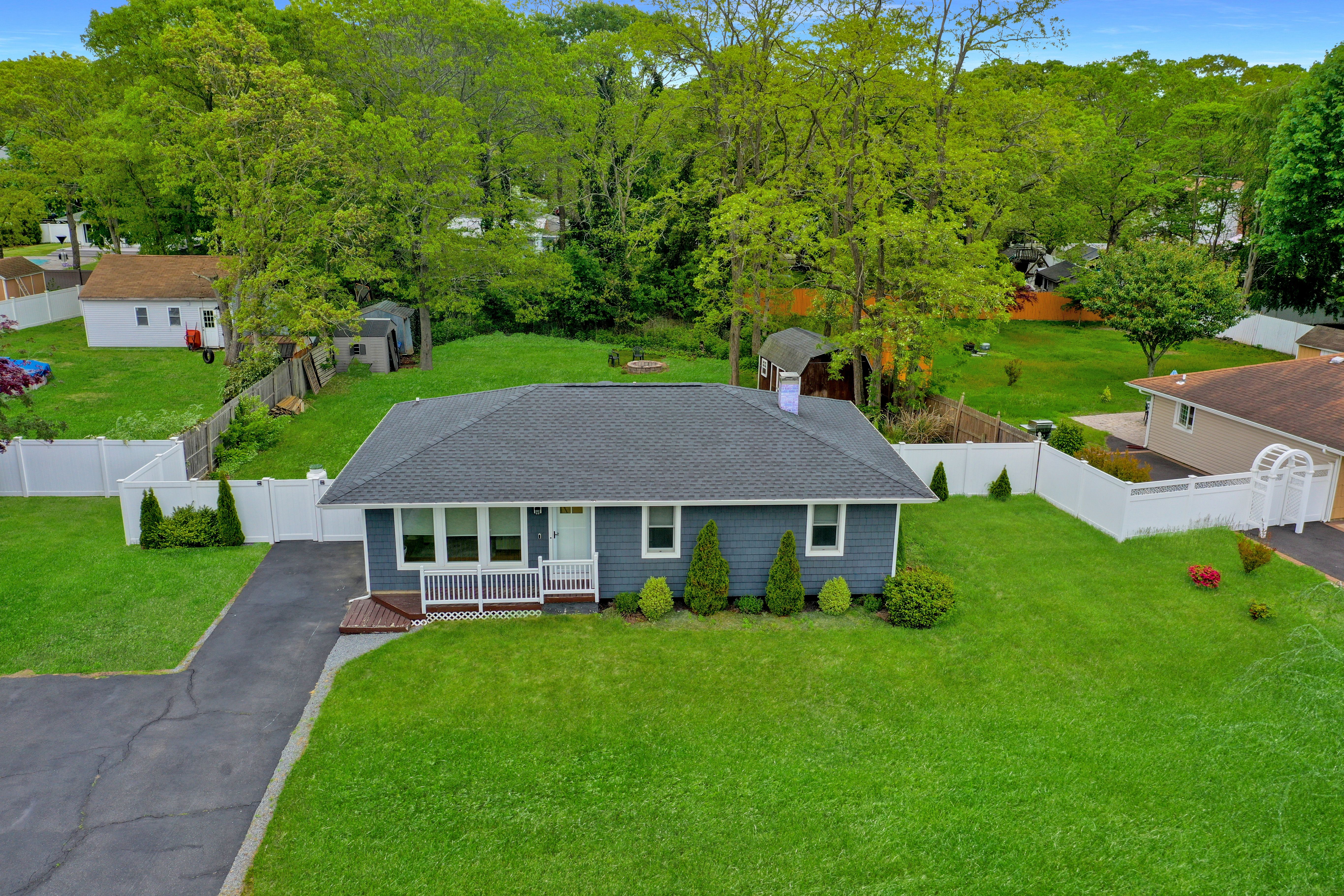 Brookhaven, New York, 11719, United States, 3 Bedrooms Bedrooms, ,2 BathroomsBathrooms,Residential,For Sale,1924488
