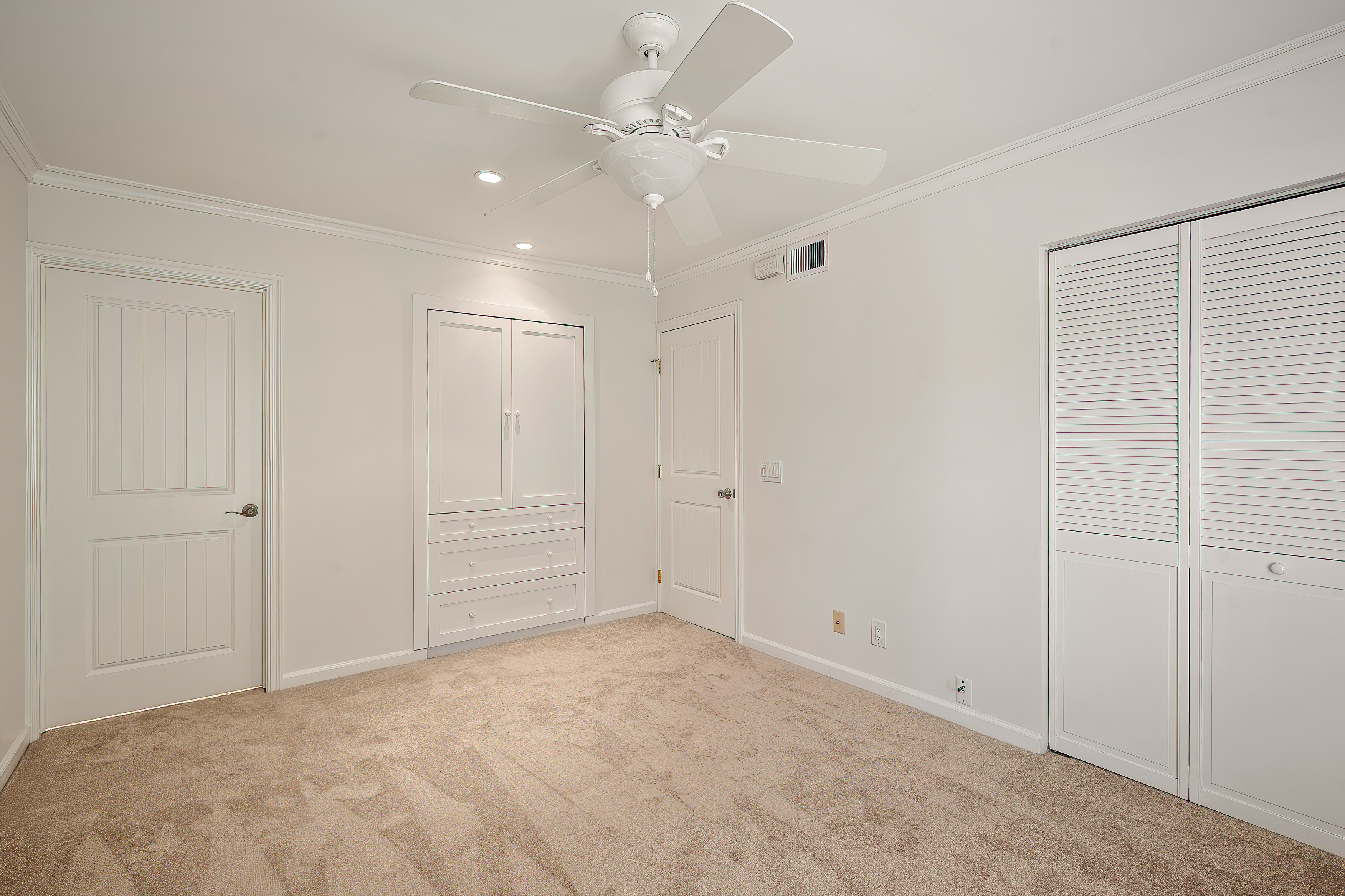  6521 Wystone Avenue #1 - 物件實景