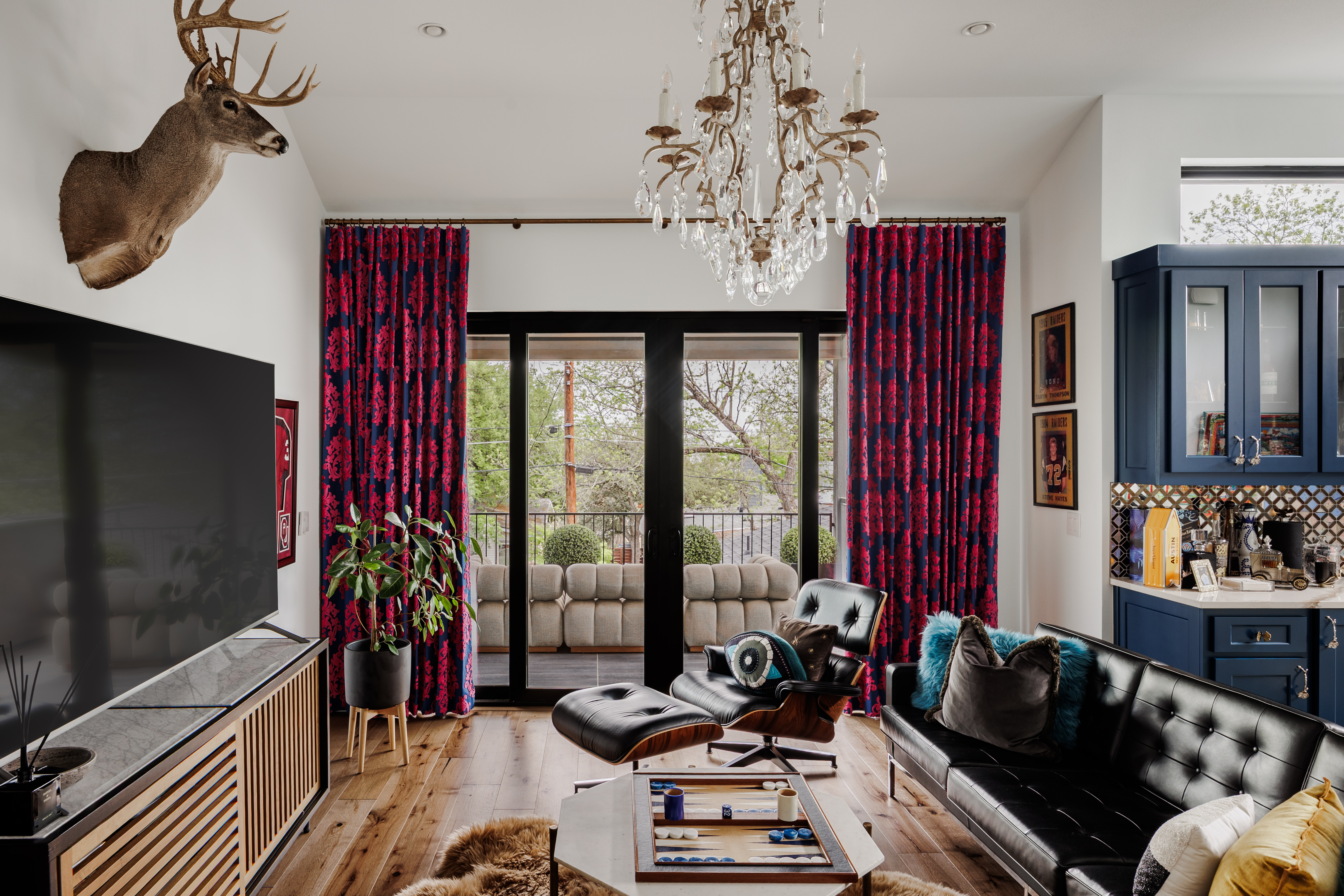  Sophisticated Barton Hills Home Balancing Lively Entertaining with Quiet Retreat - 物件實景