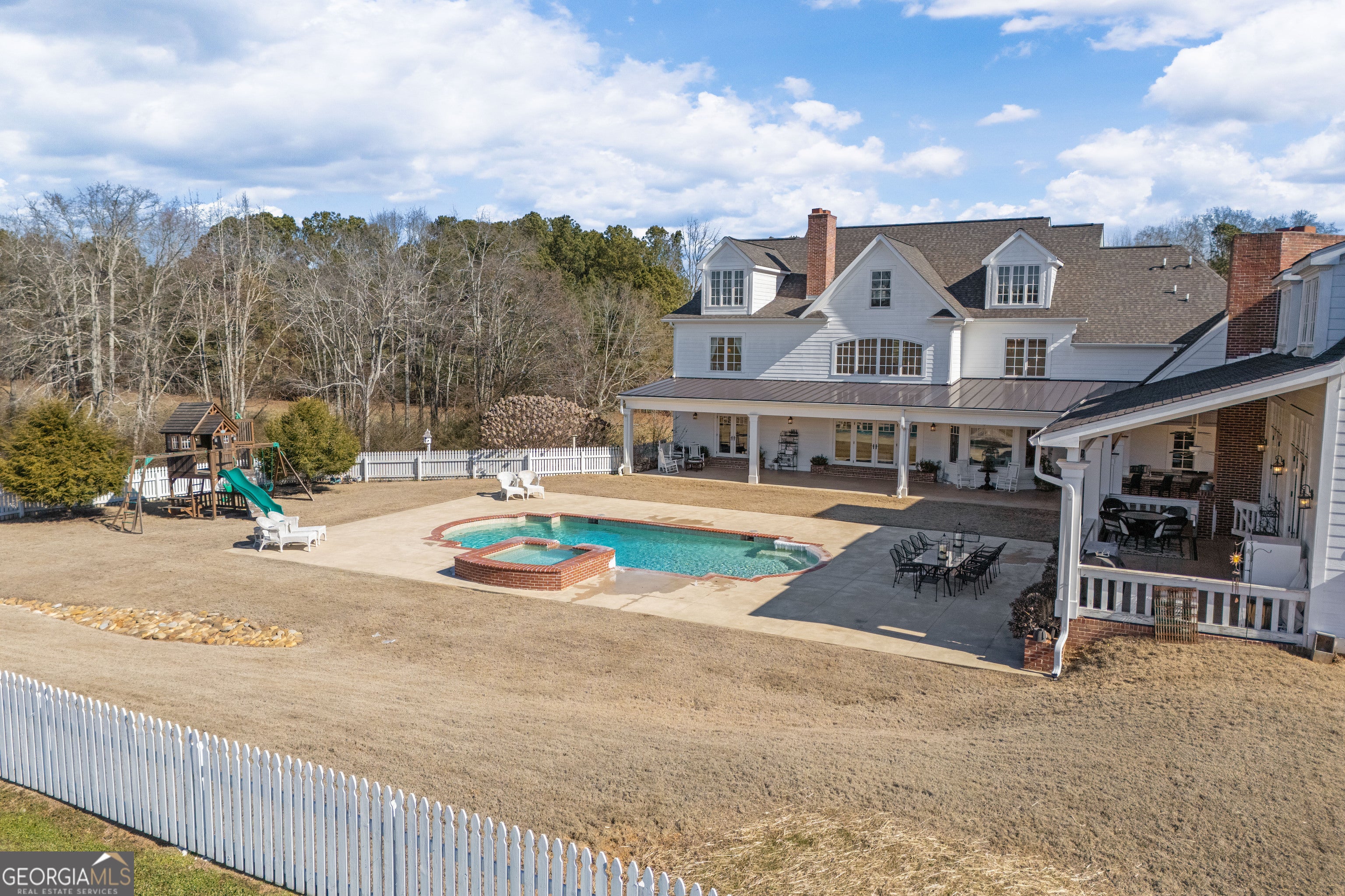 Roopville, Georgia, 30170, United States, 5 Bedrooms Bedrooms, ,5 BathroomsBathrooms,Residential,For Sale,2014555