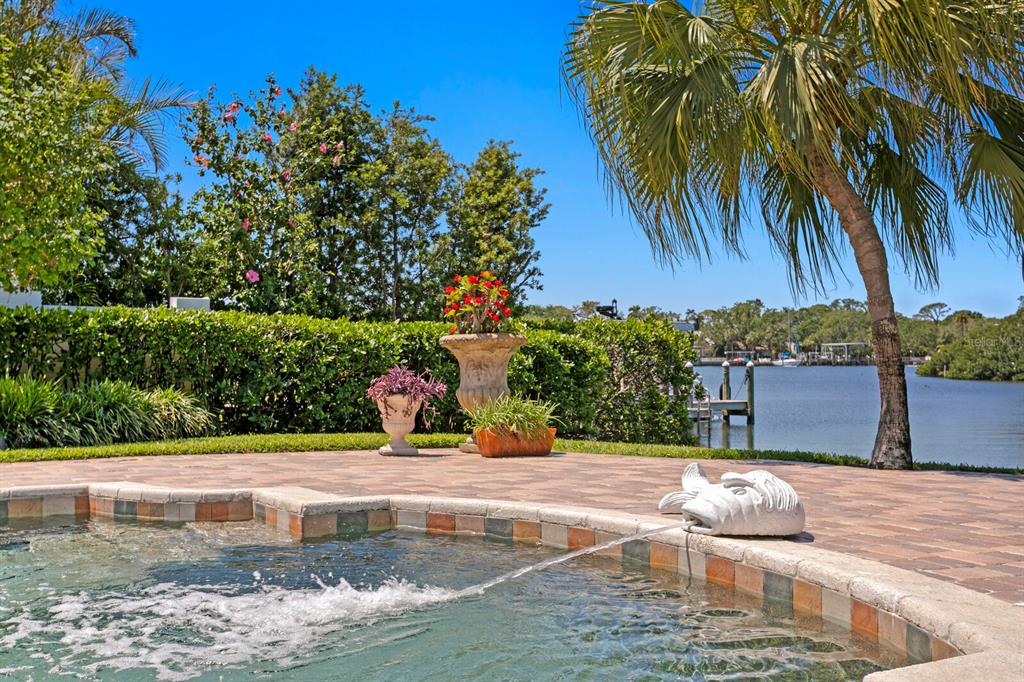 St Petersburg, Florida, 33704, United States, 4 Bedrooms Bedrooms, ,5 BathroomsBathrooms,Residential,For Sale,1794031