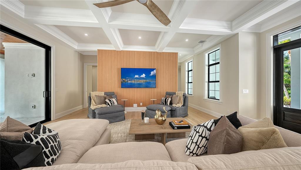 Sarasota, Florida, 34242, United States, 4 Bedrooms Bedrooms, ,6 BathroomsBathrooms,Residential,For Sale,2003081