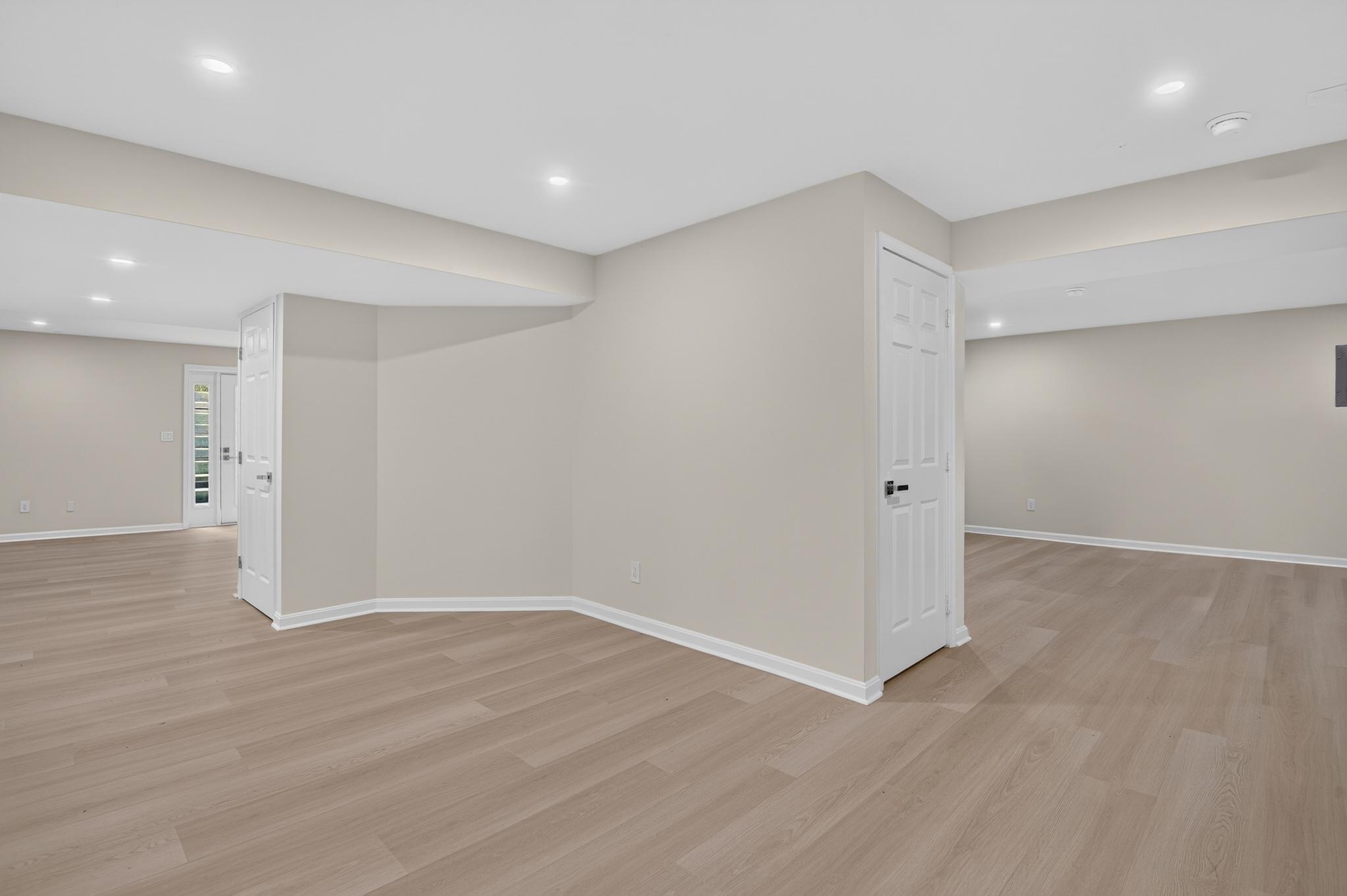  13621 Pine View Lane, Rockville, MD 20850 - 物件實景
