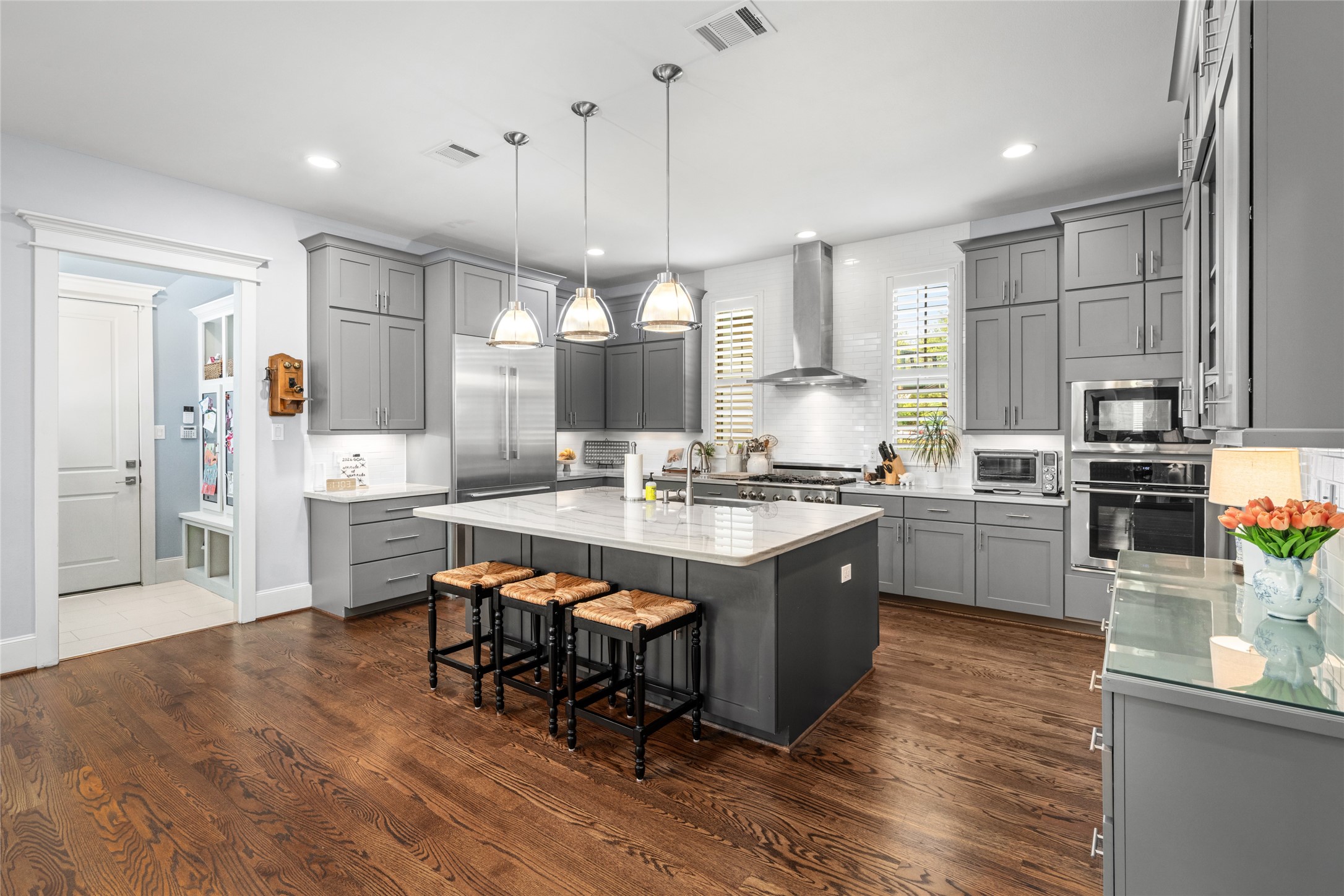  1045 Rosepoint Street - 物件實景