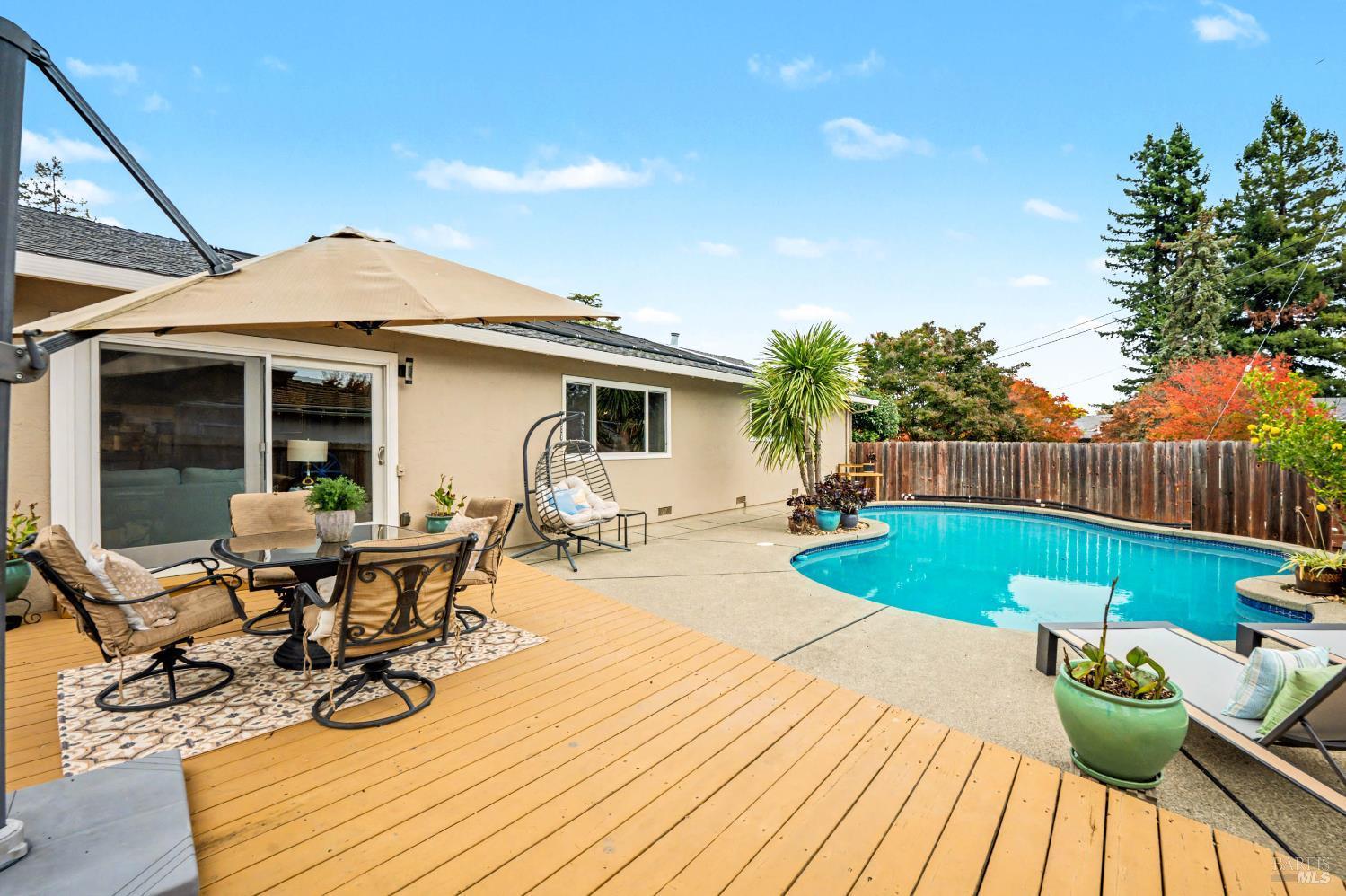 Napa, California, 94558, United States, 3 Bedrooms Bedrooms, ,2 BathroomsBathrooms,Residential,For Sale,2002029