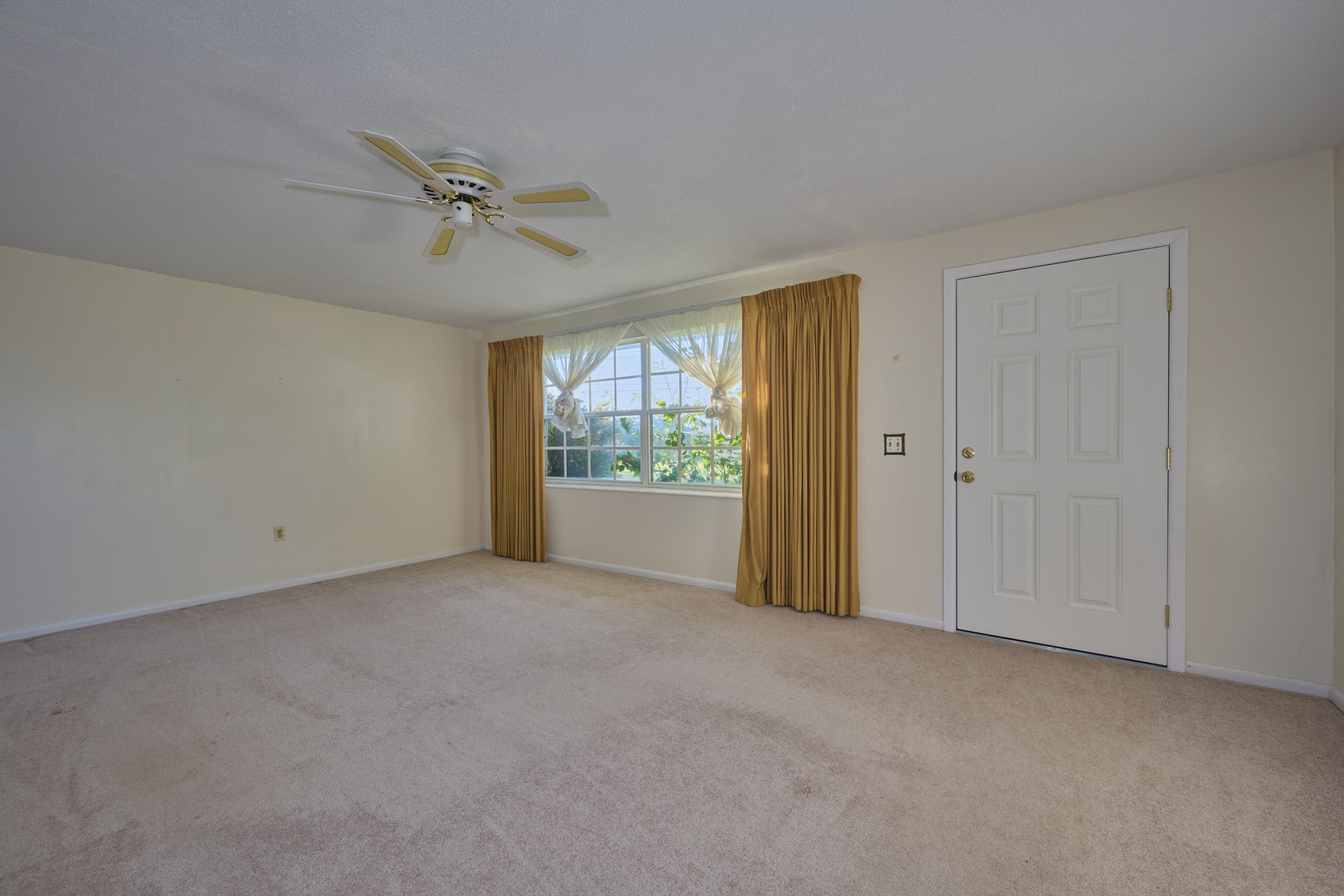 BARTOW, Florida, 33830, United States, 3 Bedrooms Bedrooms, ,2 BathroomsBathrooms,Residential,For Sale,1915491