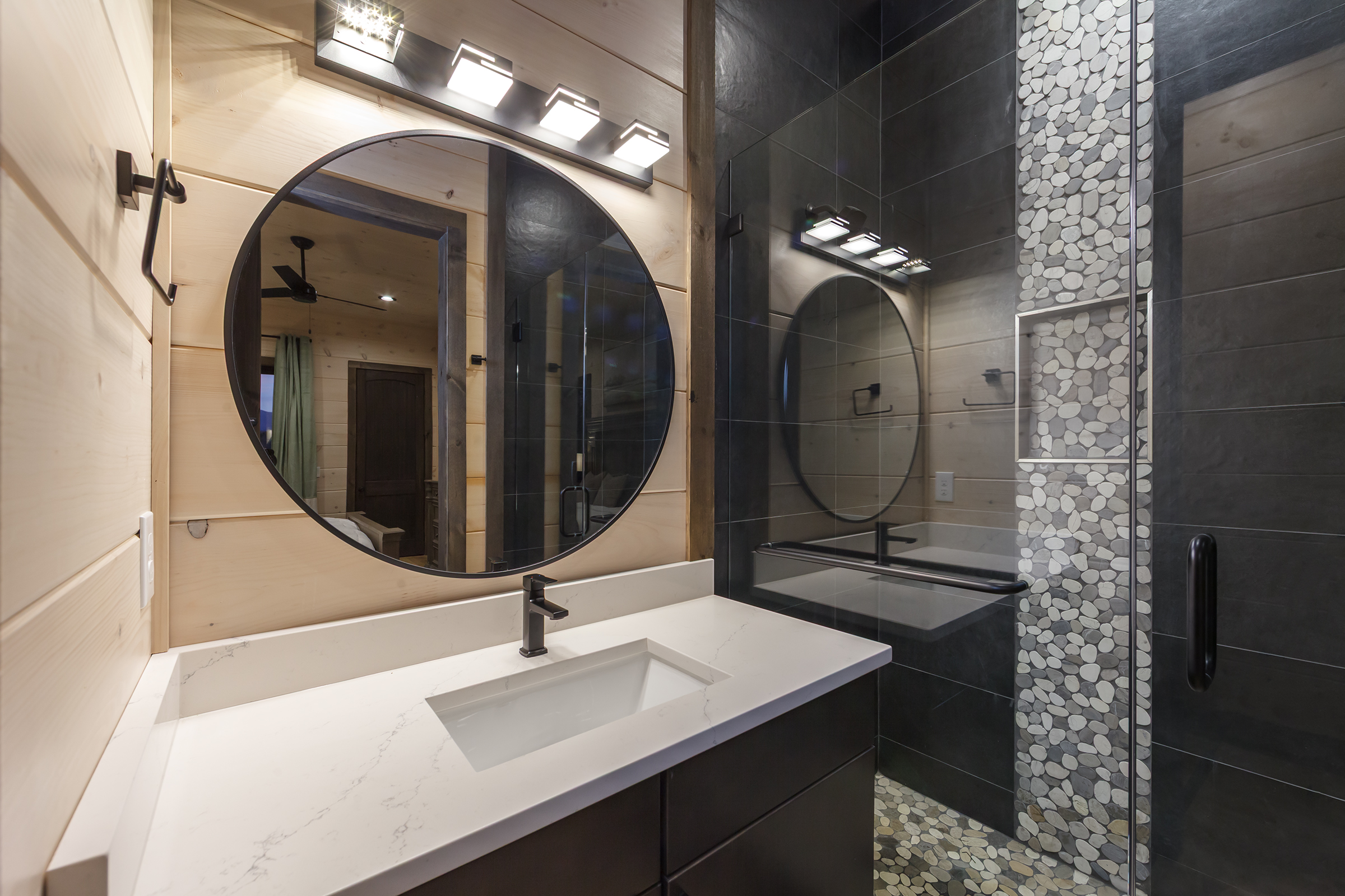 John Sevier, Tennessee, 37876, United States, 6 Bedrooms Bedrooms, ,8 BathroomsBathrooms,Residential,For Sale,2000346