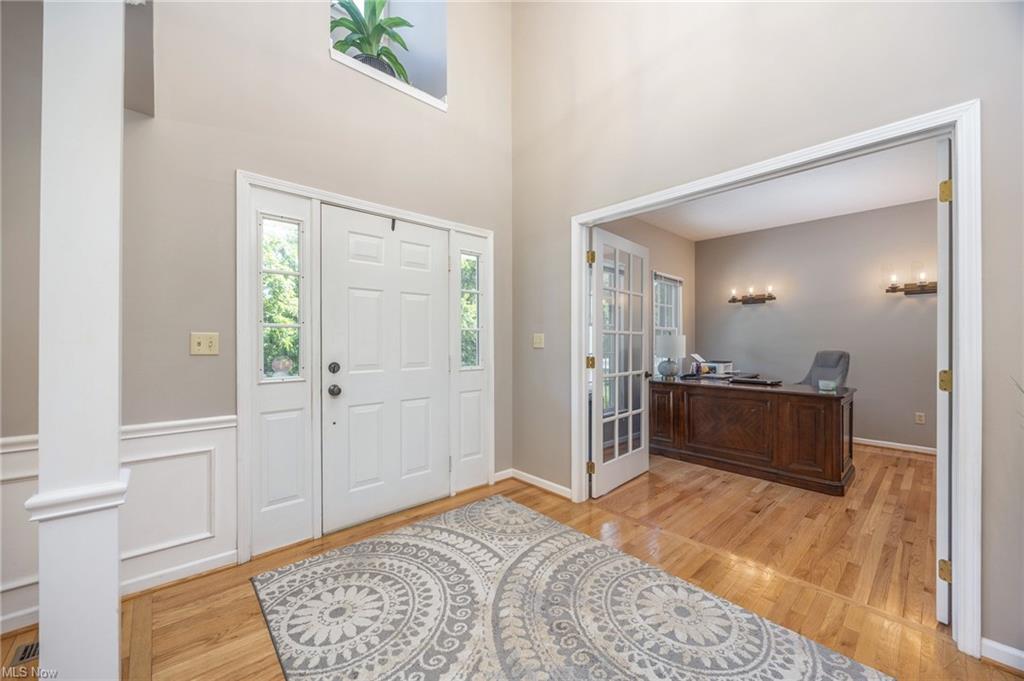 Marietta, Ohio, 45750, United States, 4 Bedrooms Bedrooms, ,5 BathroomsBathrooms,Residential,For Sale,1931542
