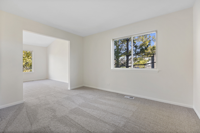 Lake in the Hills, Illinois, 60156, United States, 4 Bedrooms Bedrooms, ,3 BathroomsBathrooms,Residential,For Sale,1987015