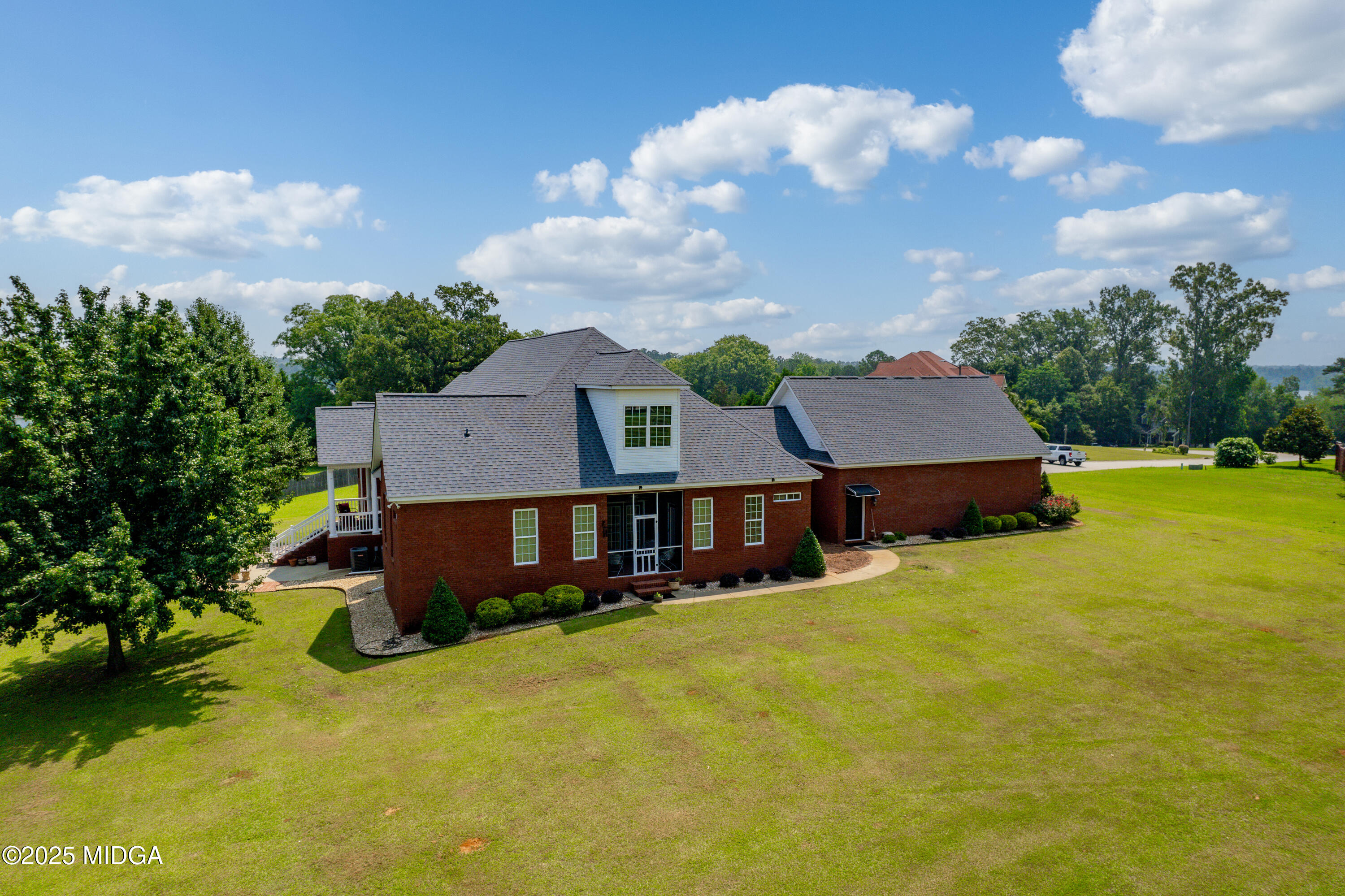 Macon, Georgia, 31220, United States, 5 Bedrooms Bedrooms, ,5 BathroomsBathrooms,Residential,For Sale,1850155
