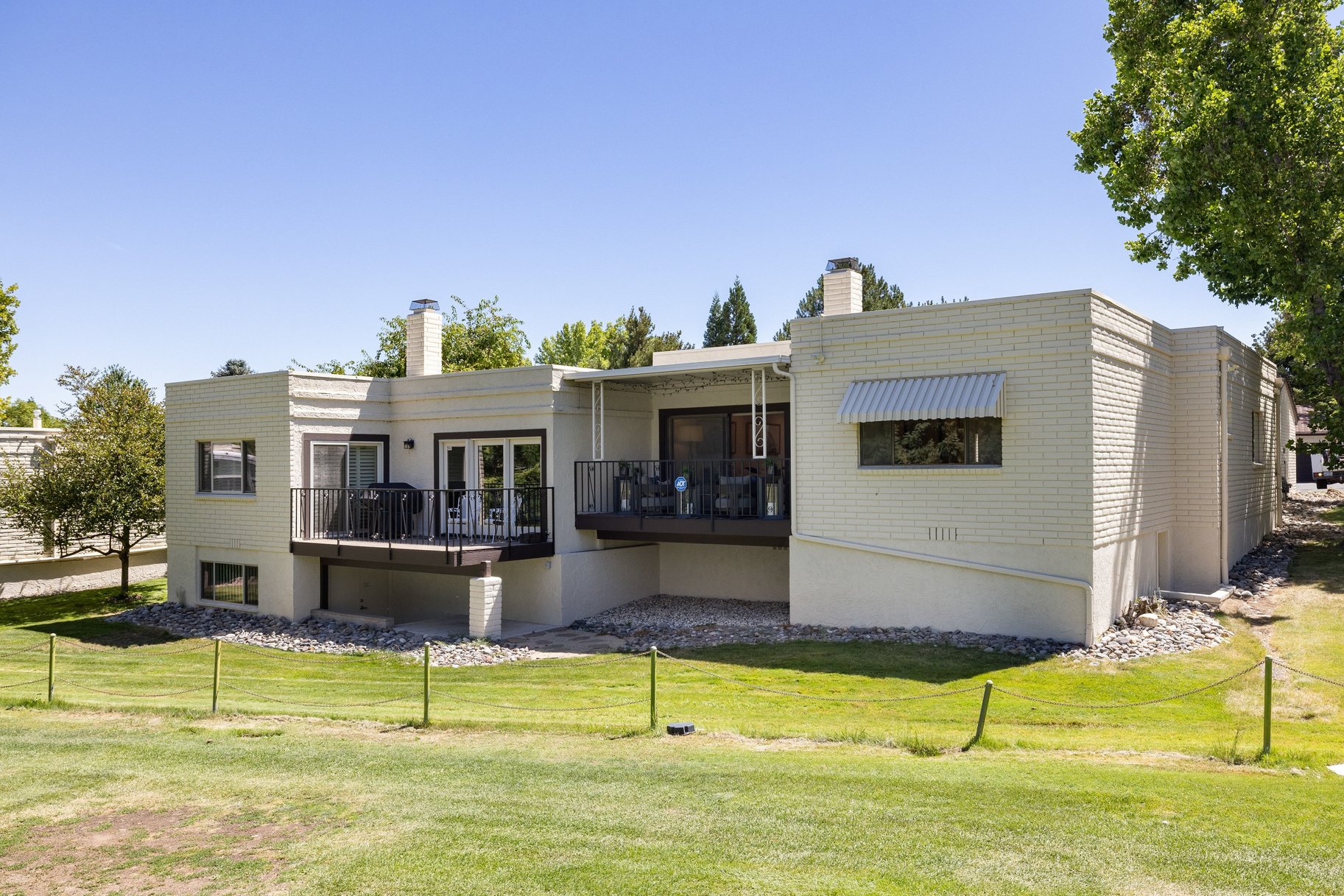 Scenic Fairway Living With by Modern Elegance - 物件實景