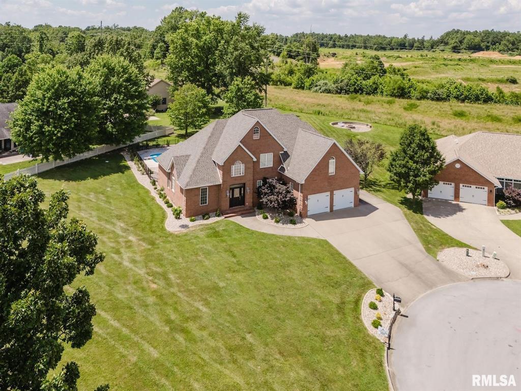 Bismarck, Illinois, 62959, United States, 5 Bedrooms Bedrooms, ,Residential,For Sale,1885319